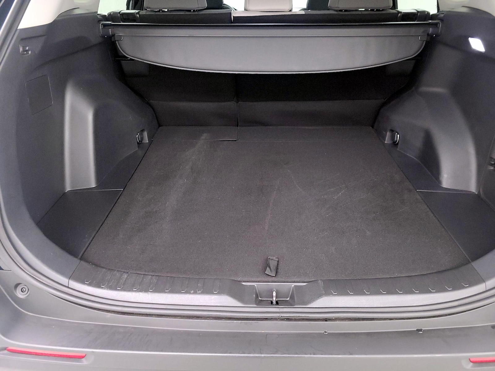 2025 Toyota RAV4 XLE - Photo 22
