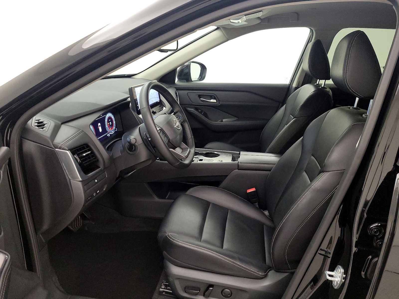 2026 Nissan Rogue SL - Photo 12
