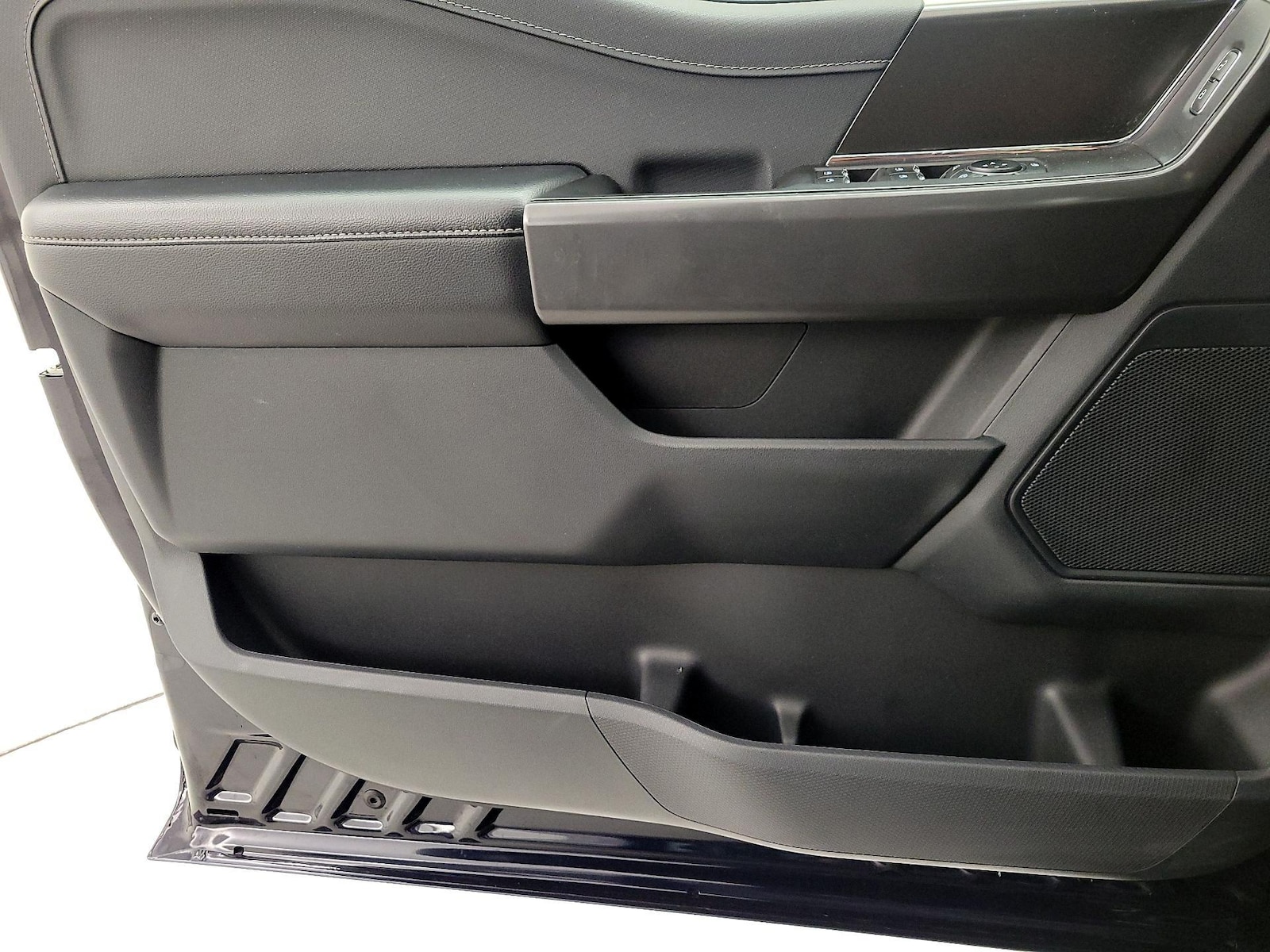 2024 Ford F-150 XLT - Photo 13