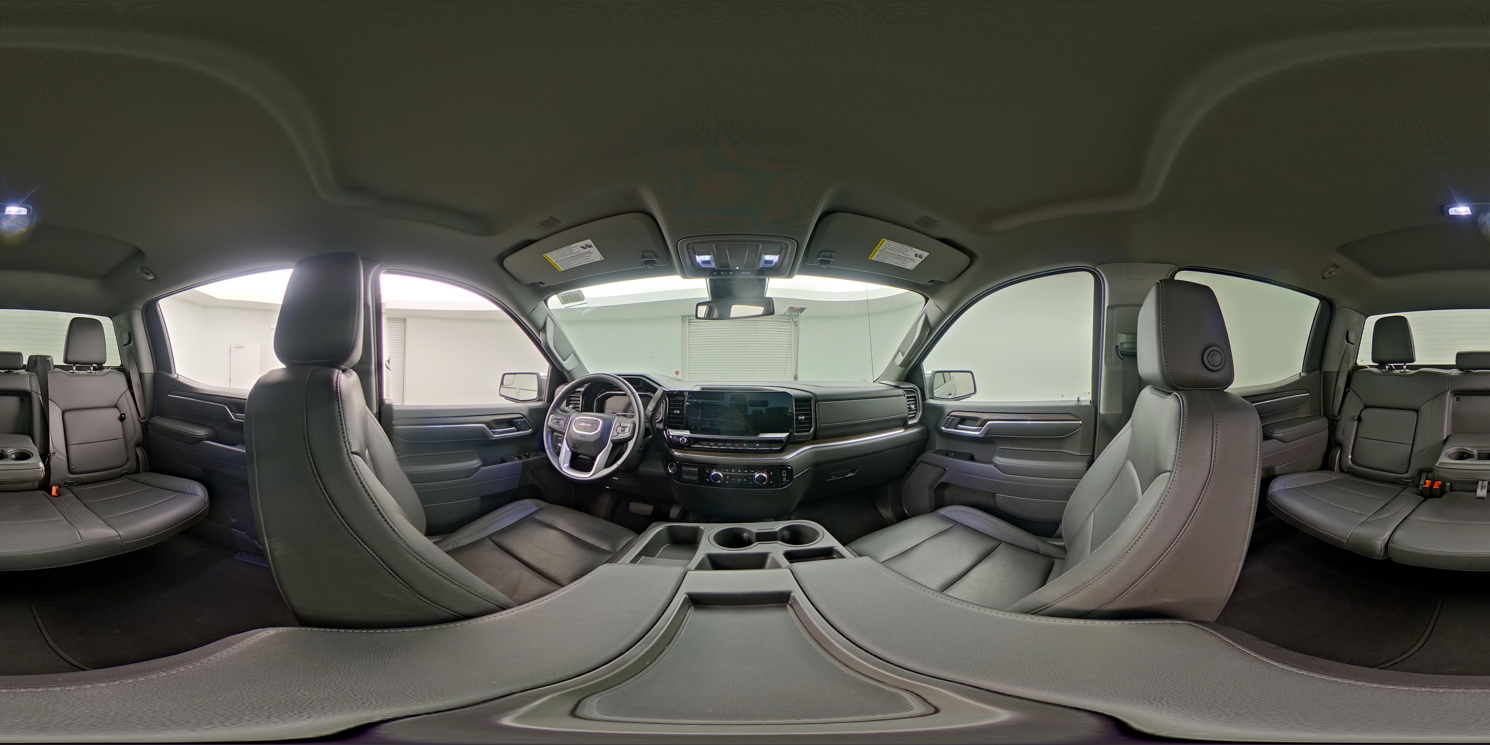 2025 GMC Sierra 1500 SLT - Photo 25