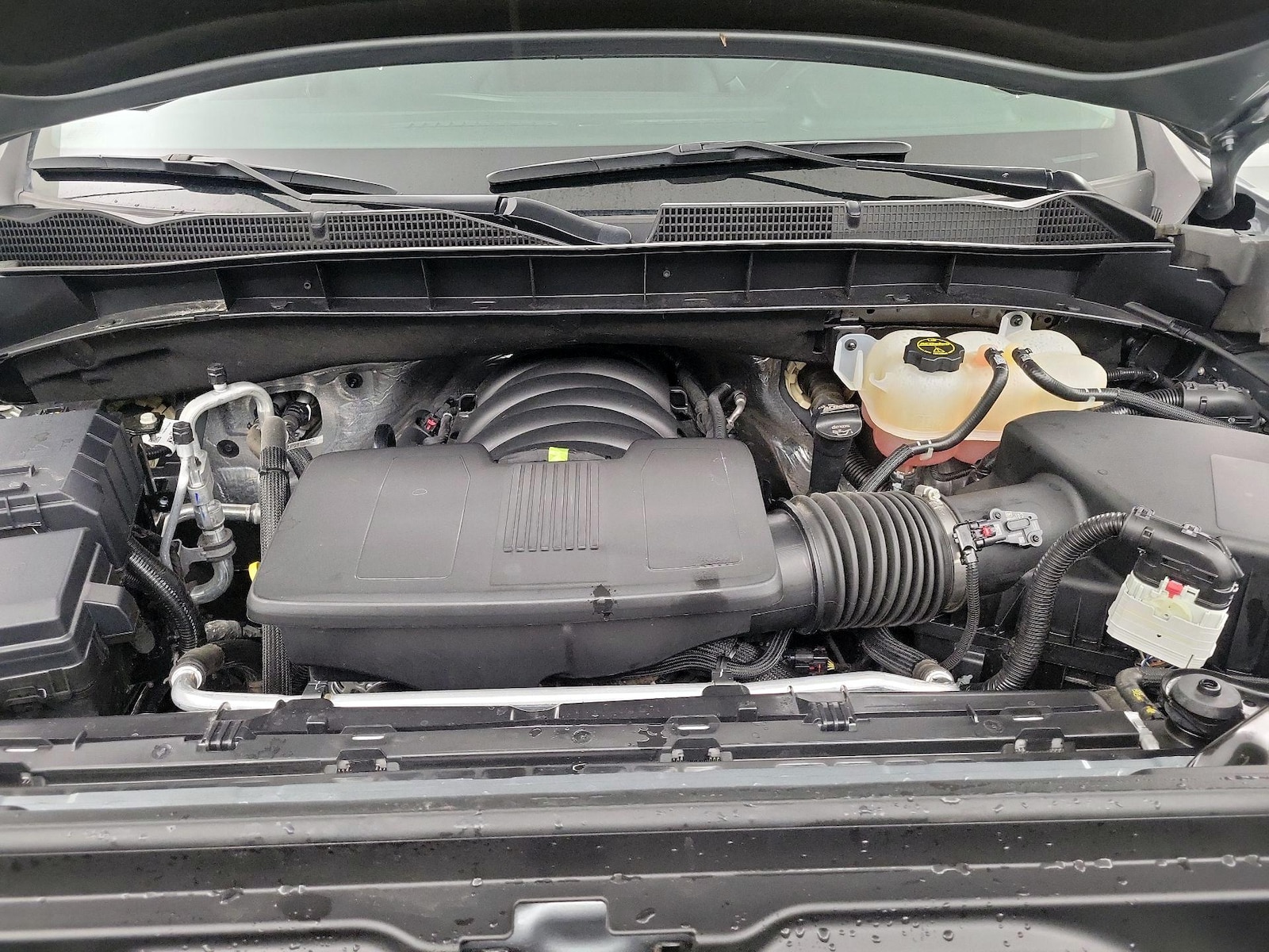 2025 GMC Sierra 1500 SLT - Photo 23