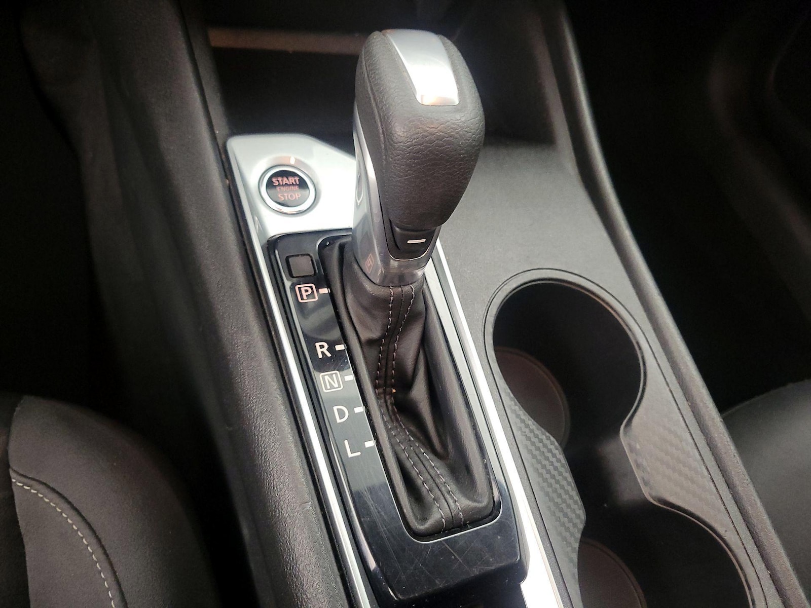 2025 Nissan Altima SV - Photo 18