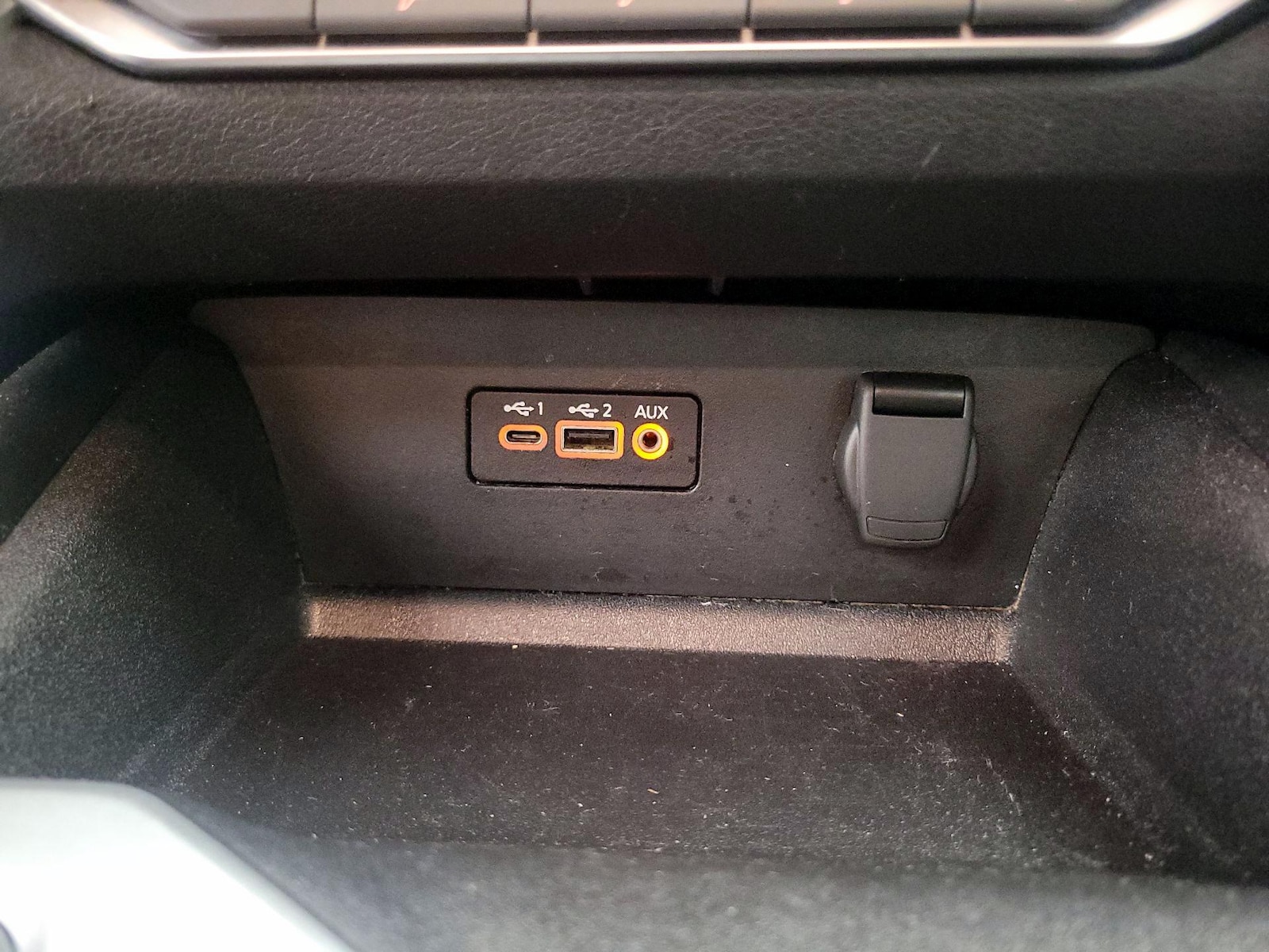 2025 Nissan Altima SV - Photo 19