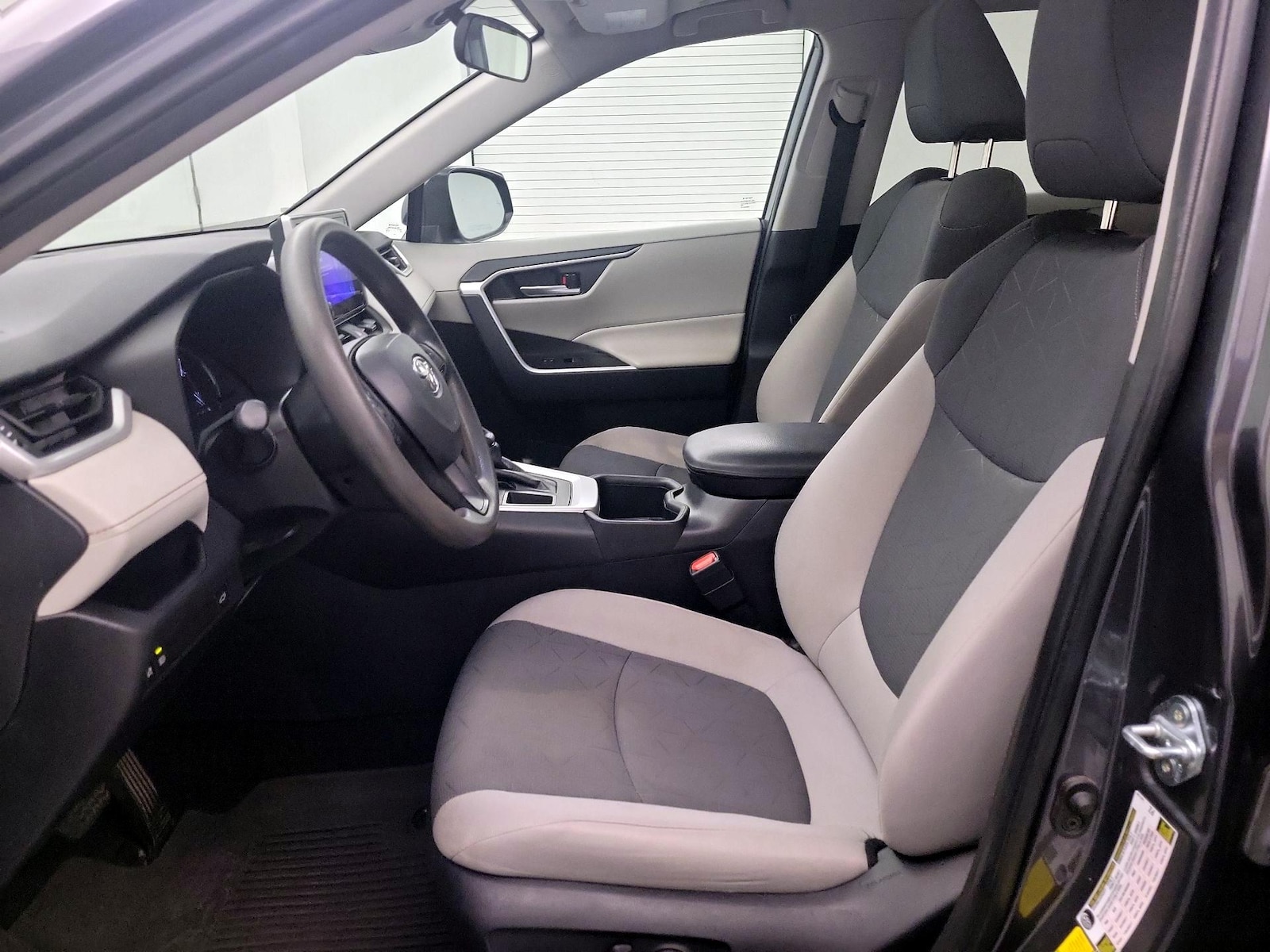 Power Seat(s) & Side Airbags