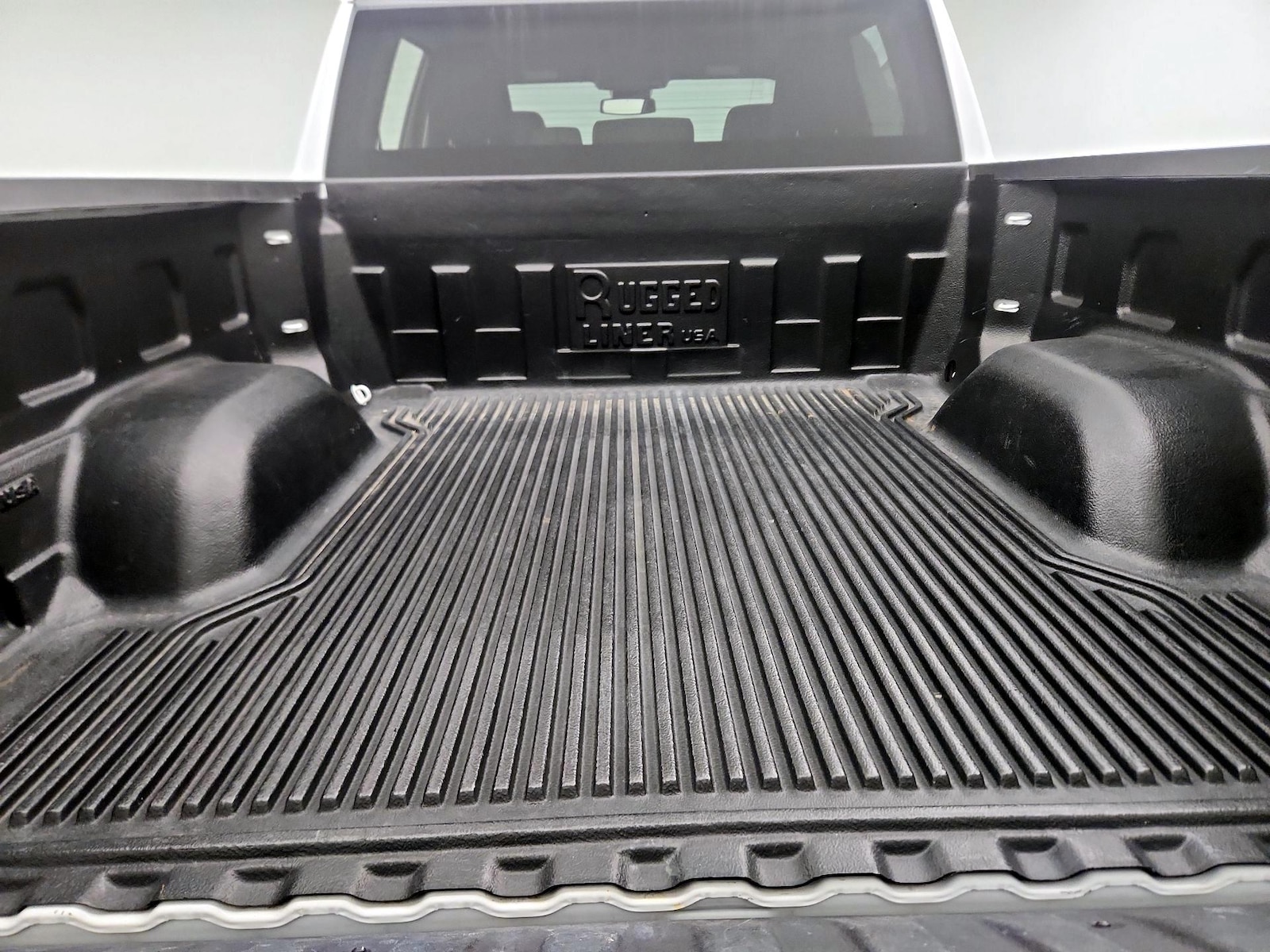 2025 GMC Sierra 1500 SLT - Photo 22