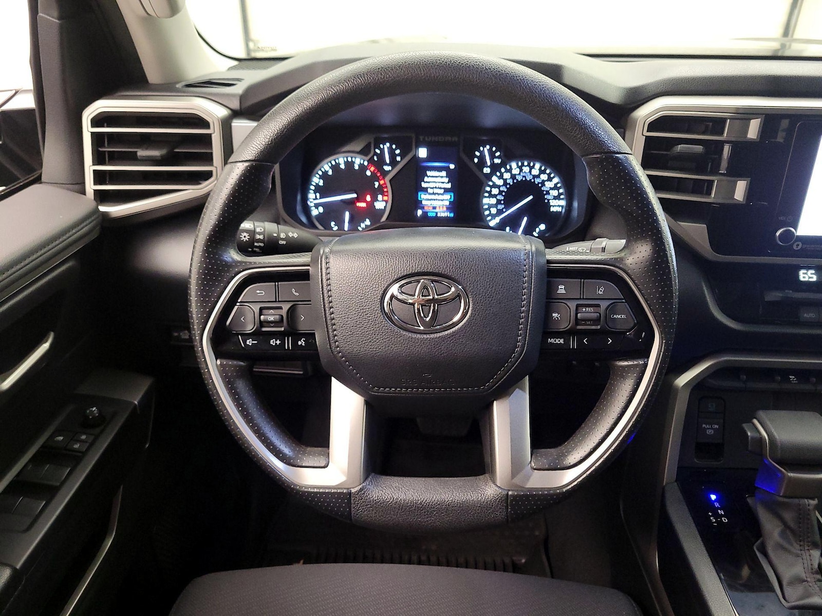 2023 Toyota Tundra SR5 - Photo 11