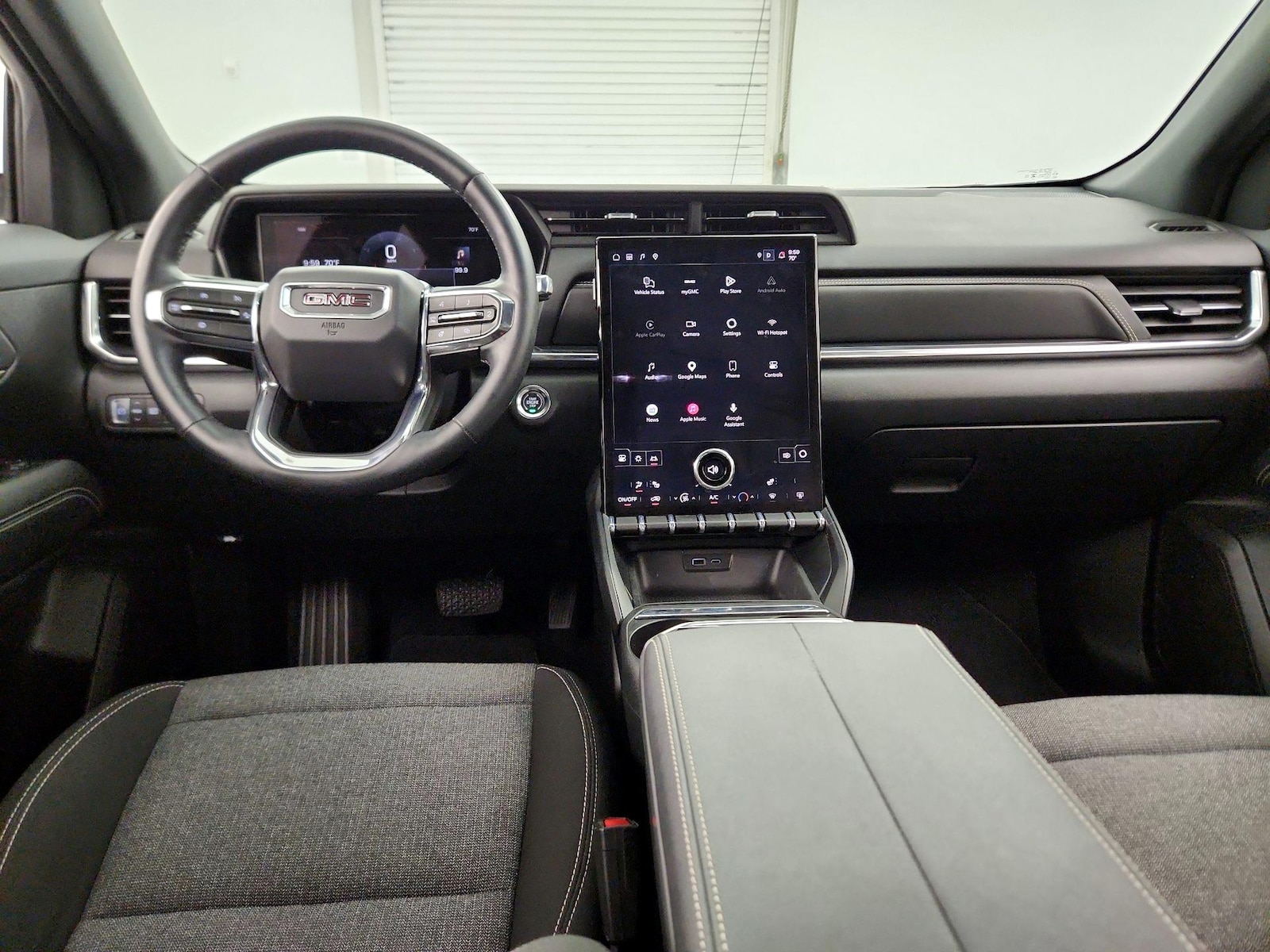 Apple CarPlay® & Android Auto™