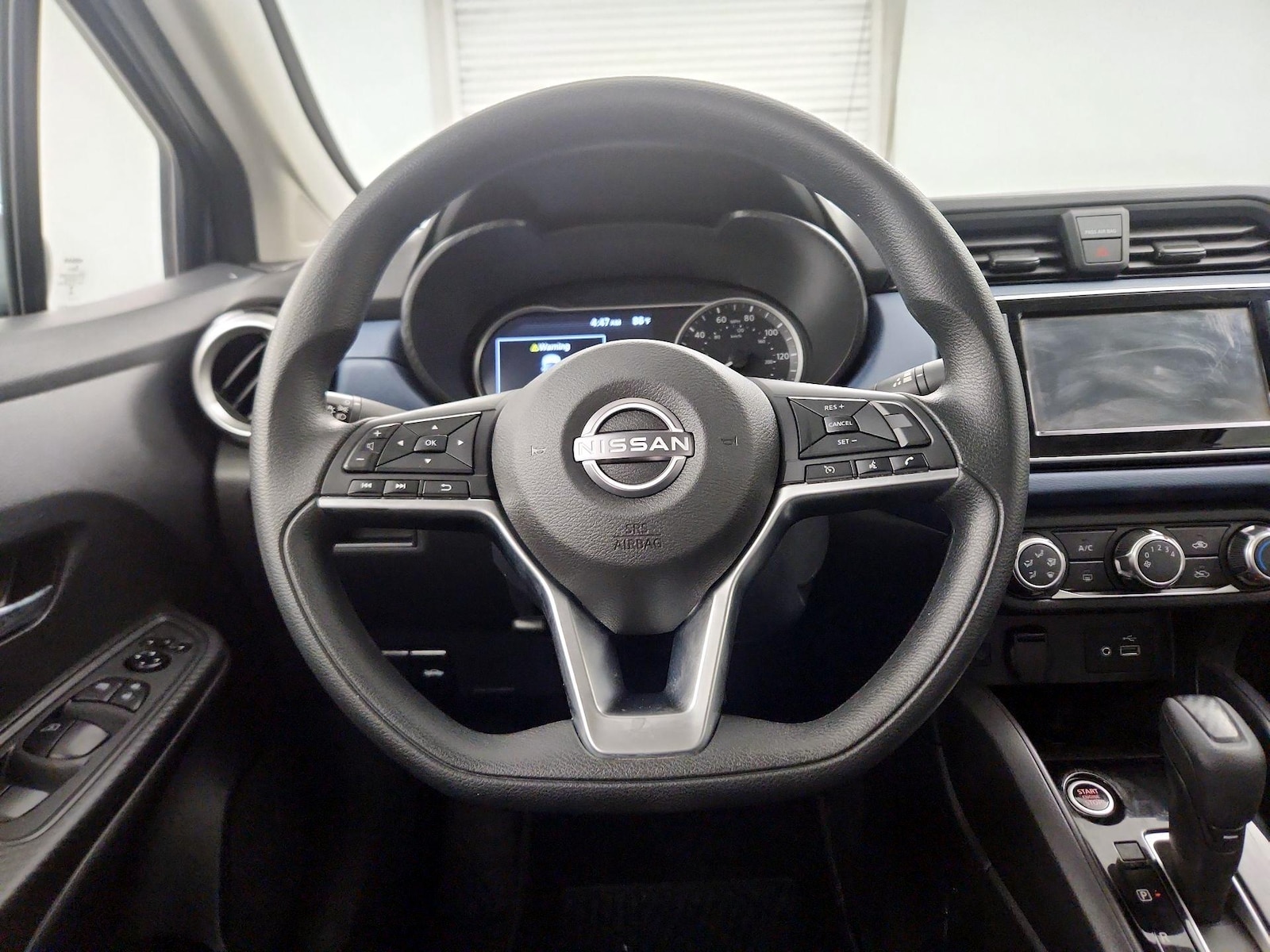 2025 Nissan Versa Sedan SV - Photo 11