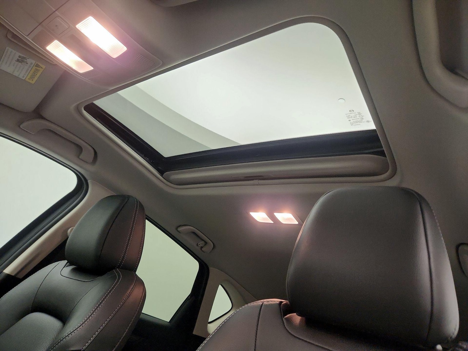 Sunroof(s) & Overhead Airbags