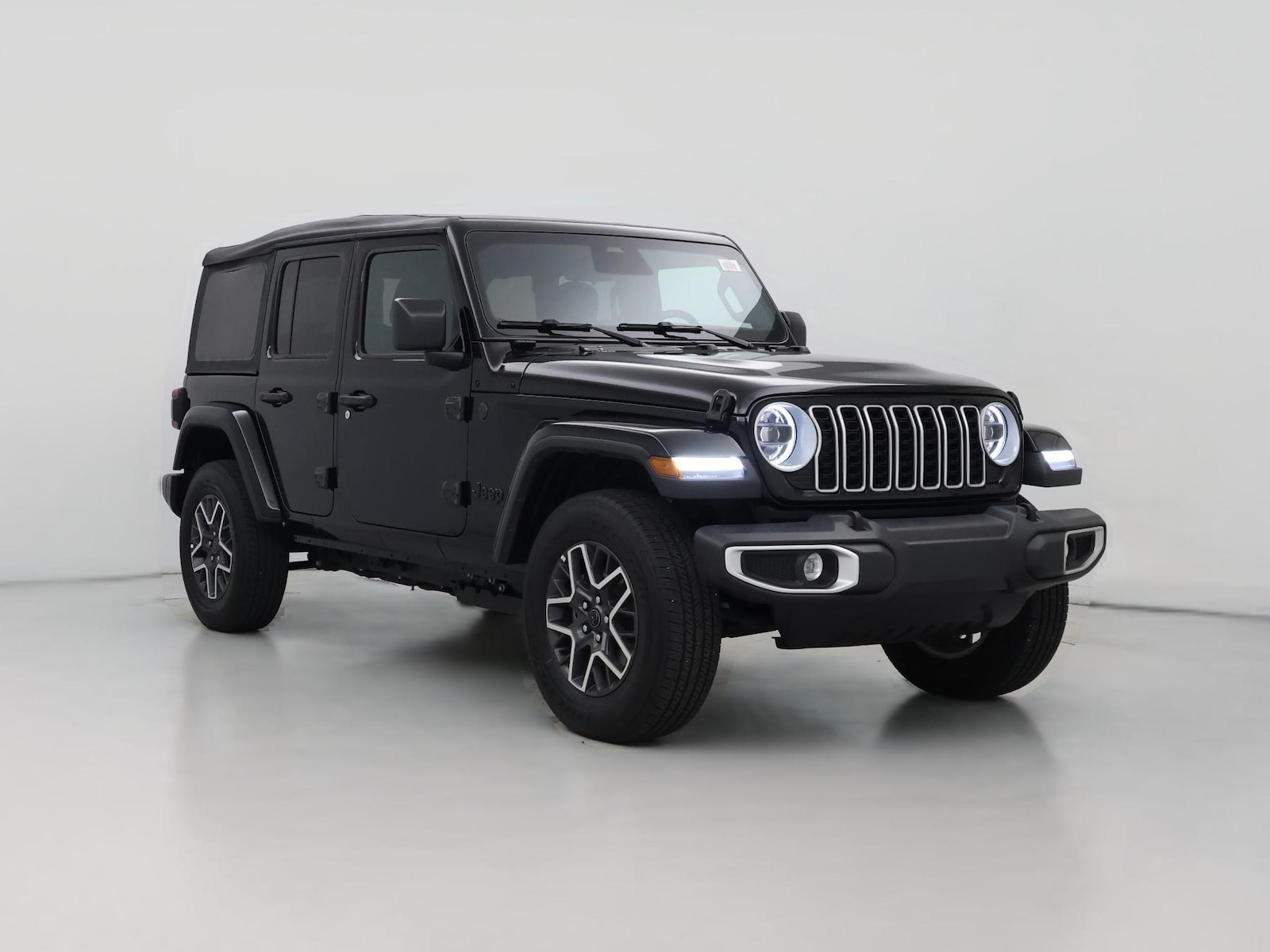 Smart Key & Four Wheel Drive