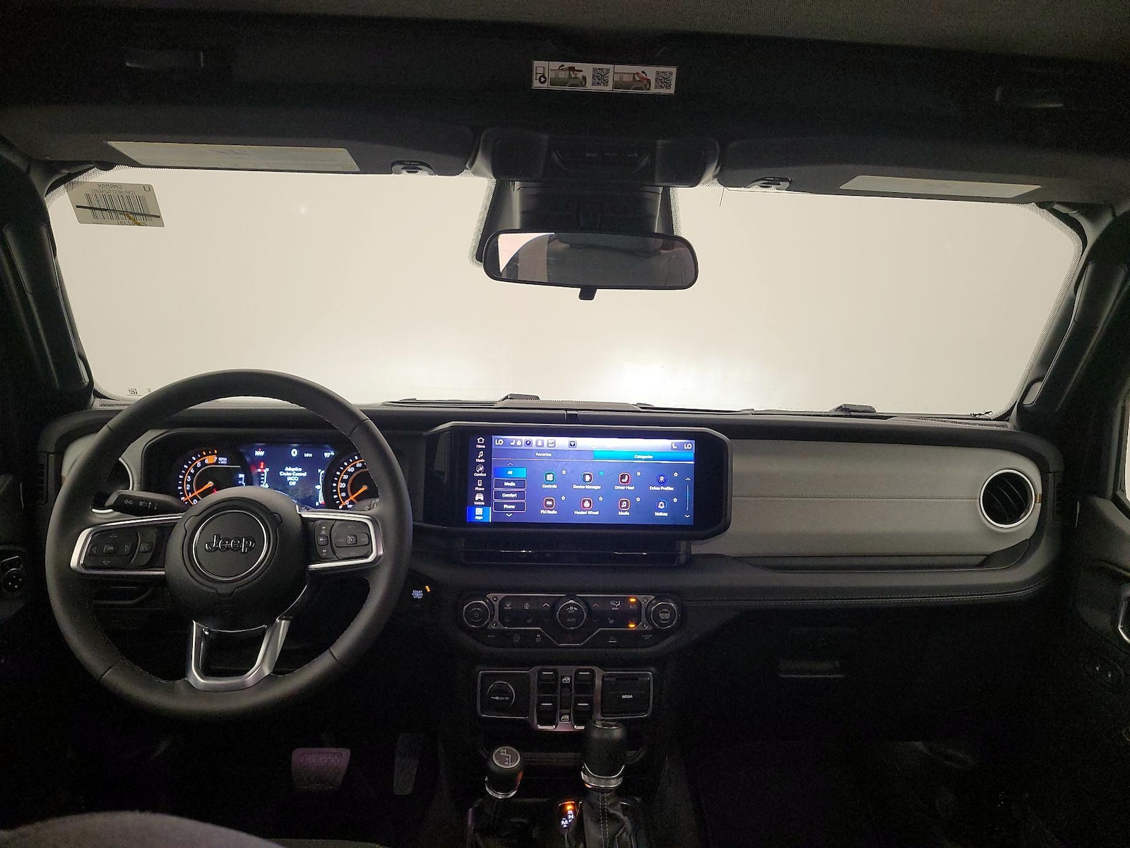 Apple CarPlay® & Android Auto™