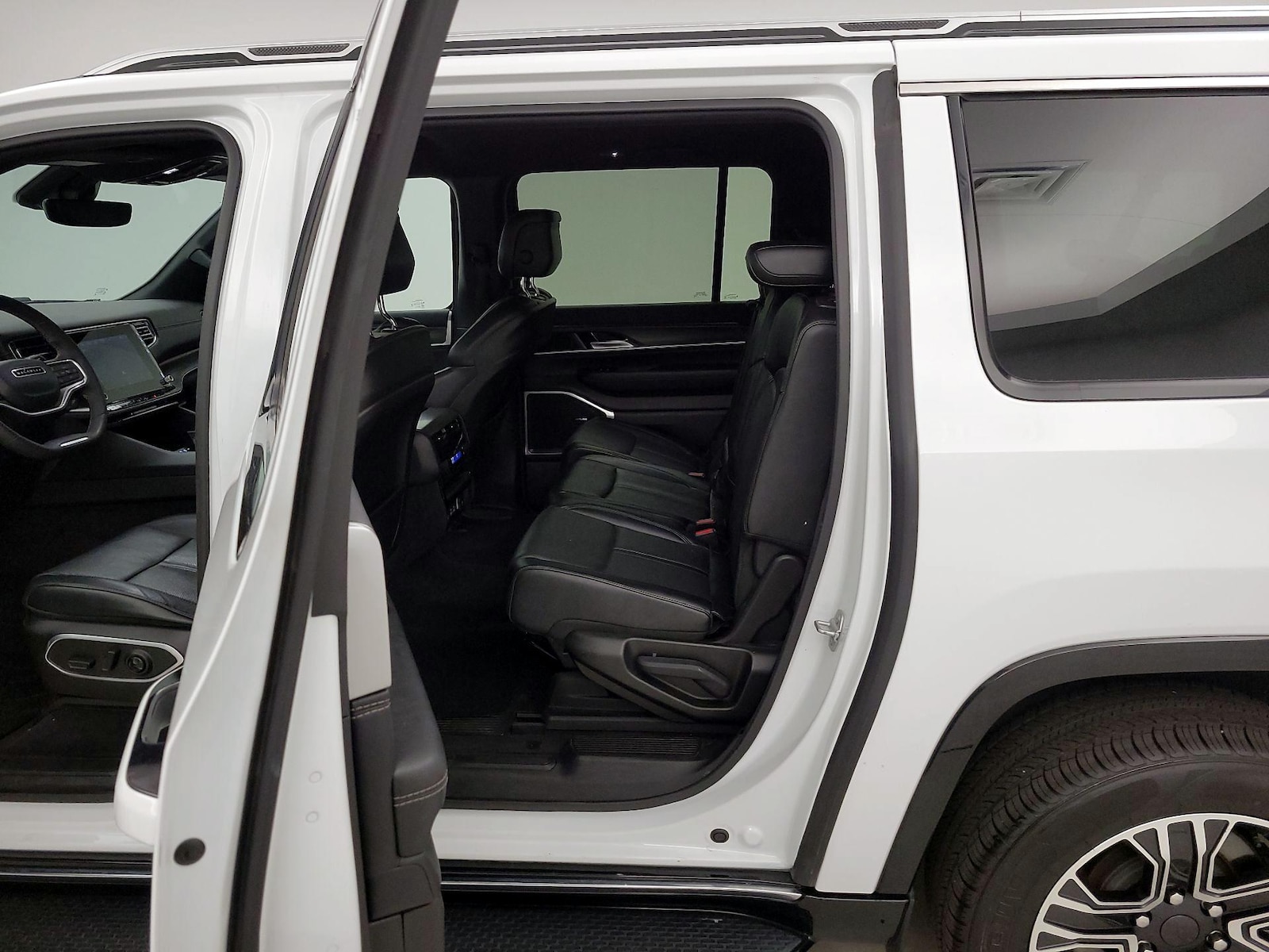 Rear Air Conditioning