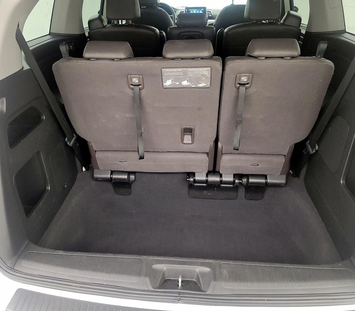 Trunk/Cargo (Seats Up)