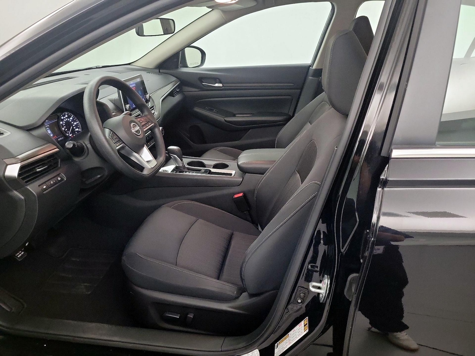 Power Seat(s) & Side Airbags