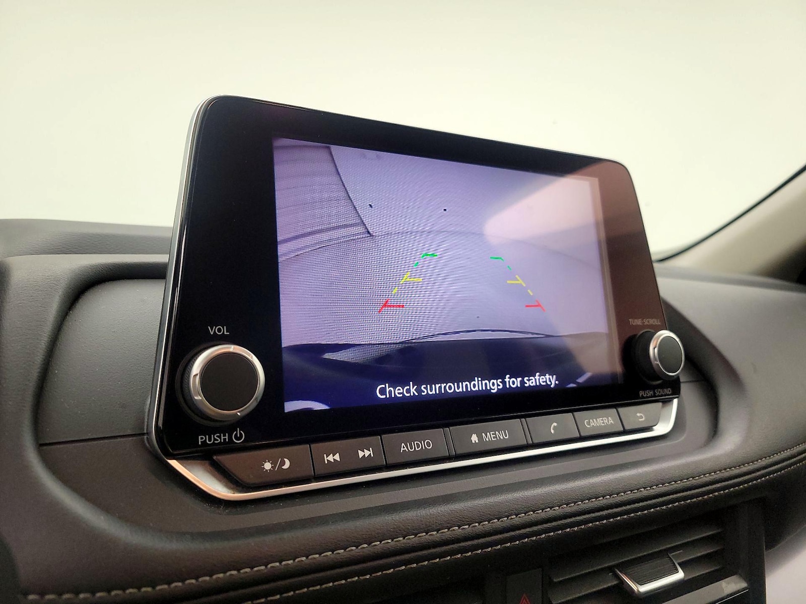 2025 Nissan Rogue SV - Photo 15