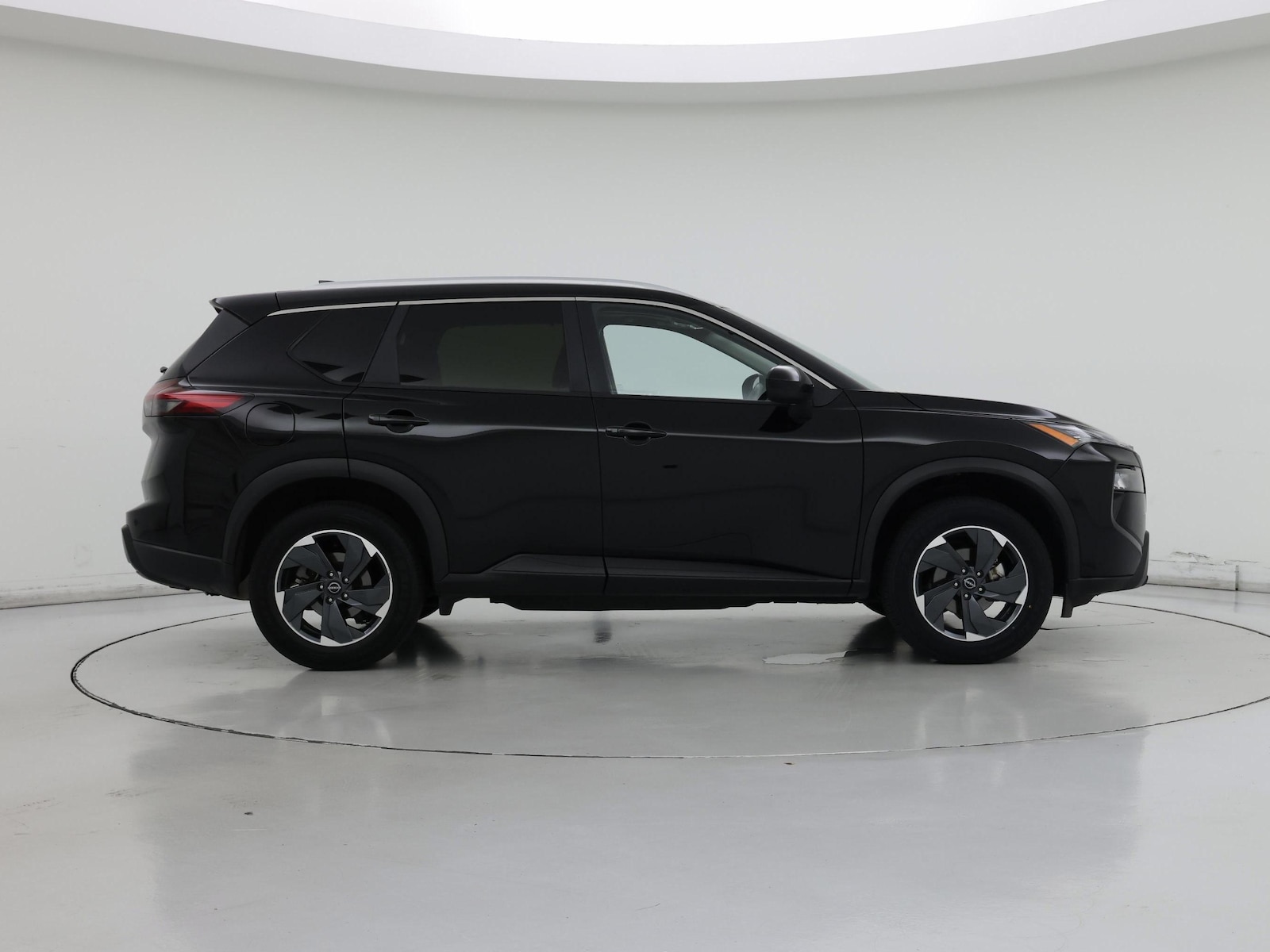 2025 Nissan Rogue SV - Photo 8