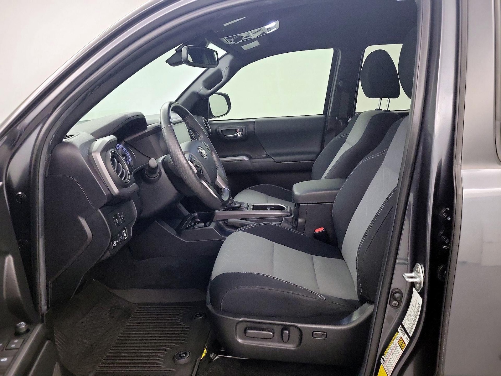 Power Seat(s) & Side Airbags