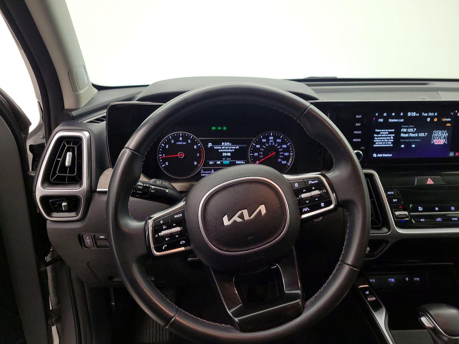 2023 Kia Sorento EX - Photo 11