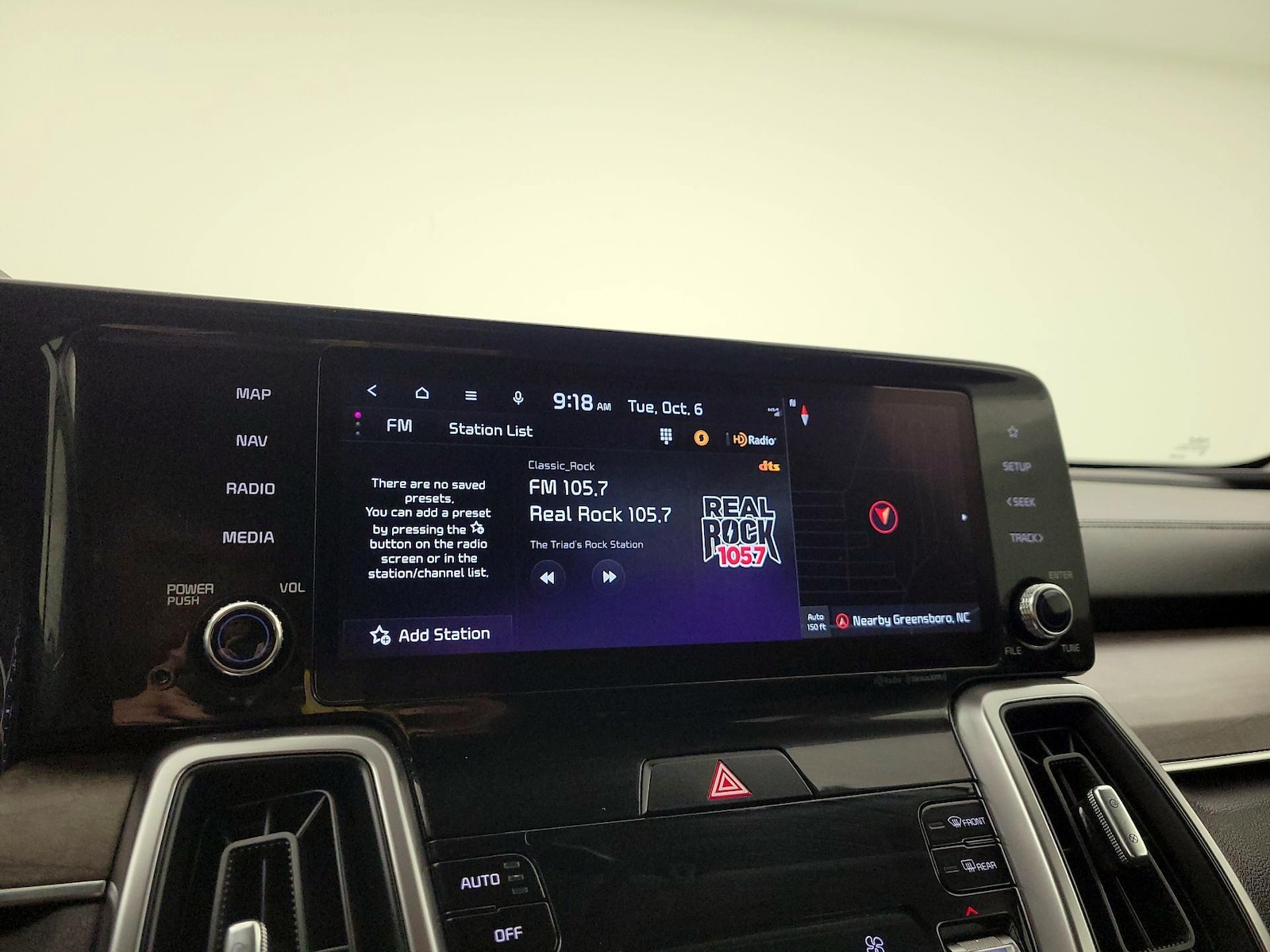 2023 Kia Sorento EX - Photo 16