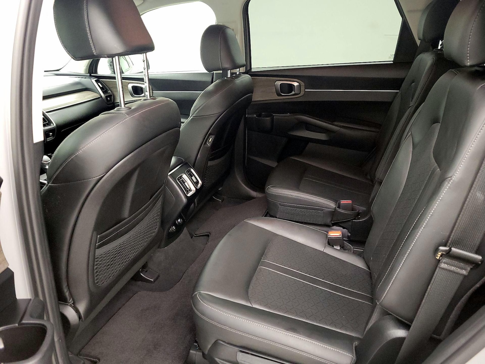 2023 Kia Sorento EX - Photo 20