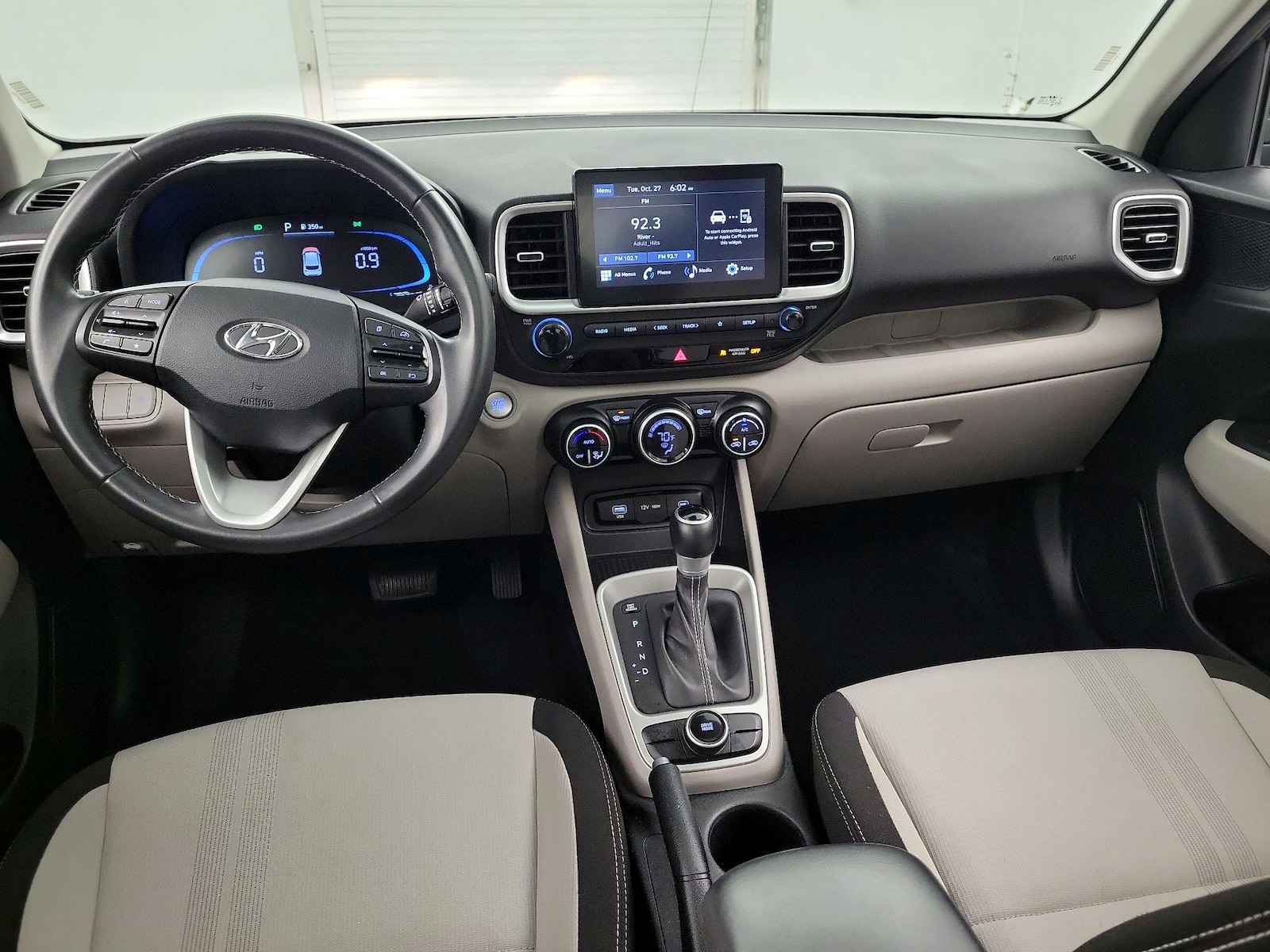 Apple CarPlay® & Android Auto™