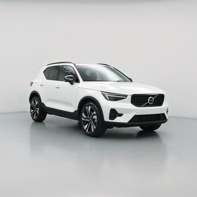 2026 Volvo XC40 B5 Ultra