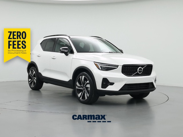 White 2026 Volvo XC40 SUV / Crossover All-Wheel Drive Automatic