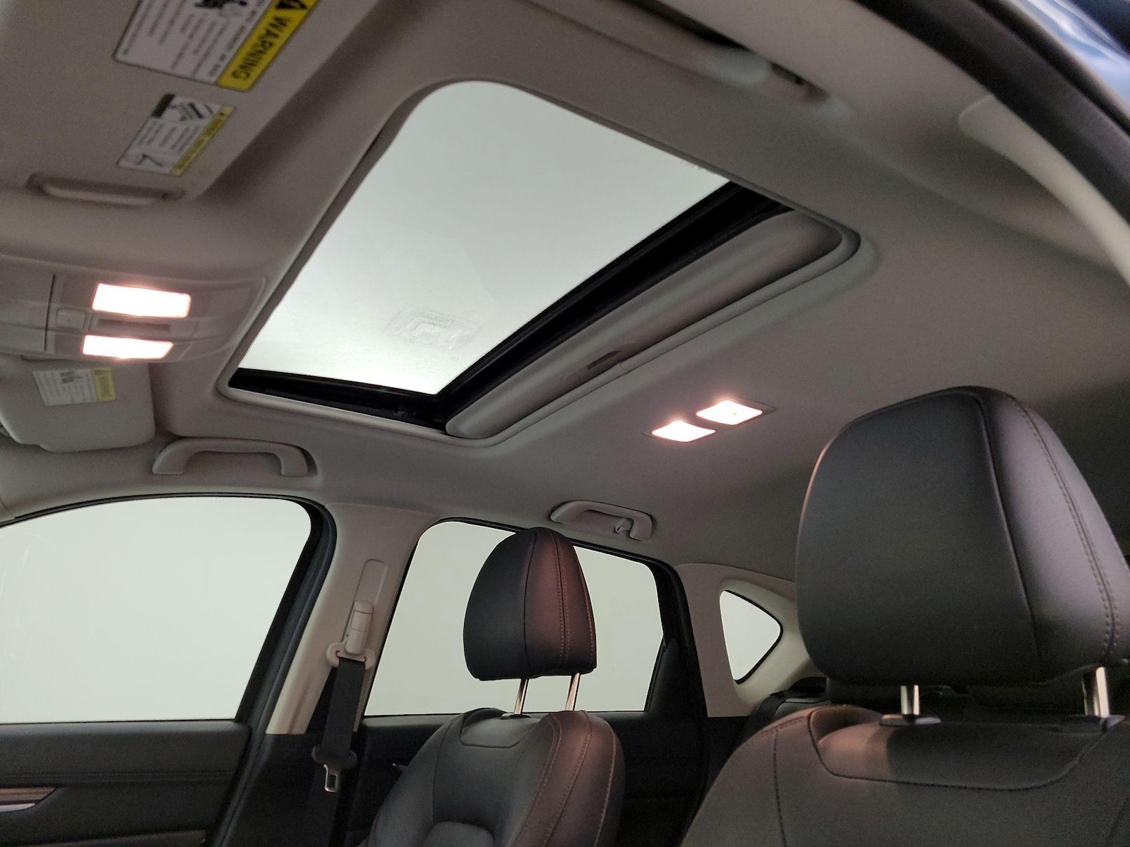 Sunroof(s) & Overhead Airbags