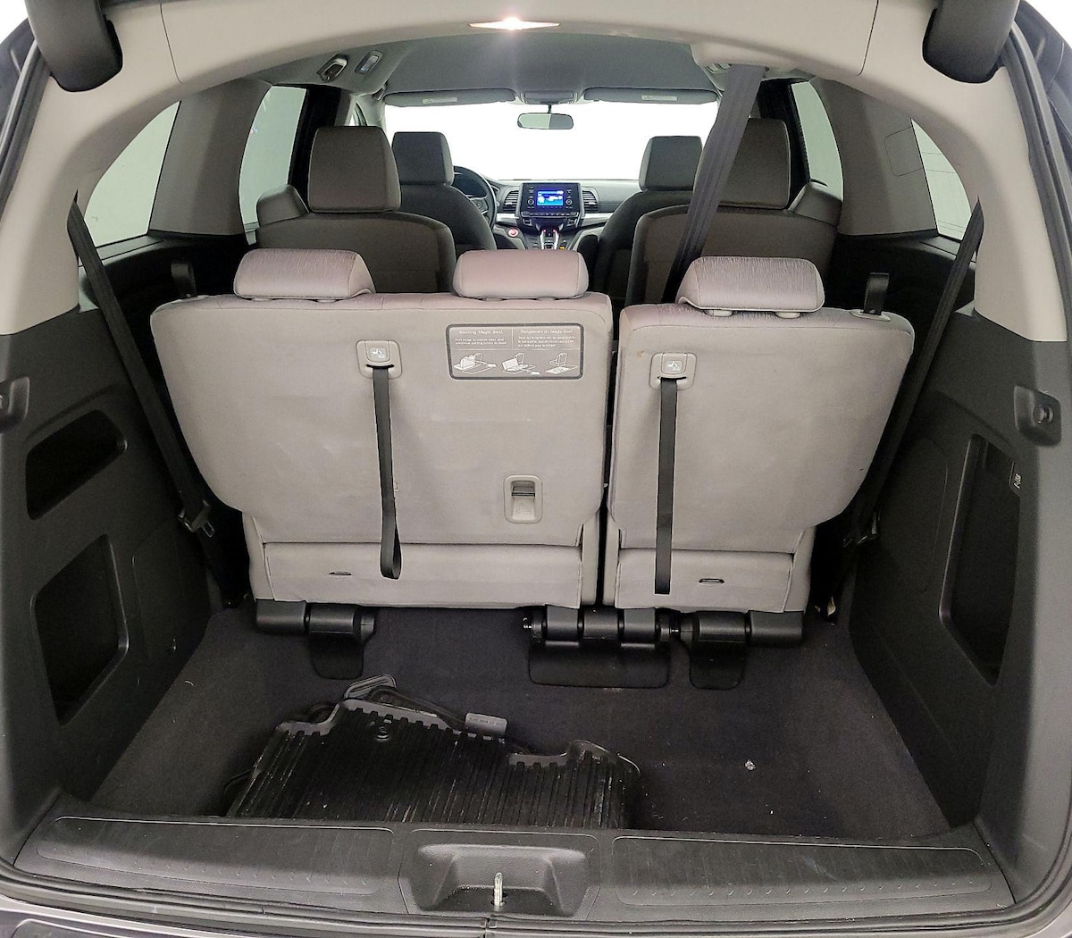 Trunk/Cargo (Seats Up)
