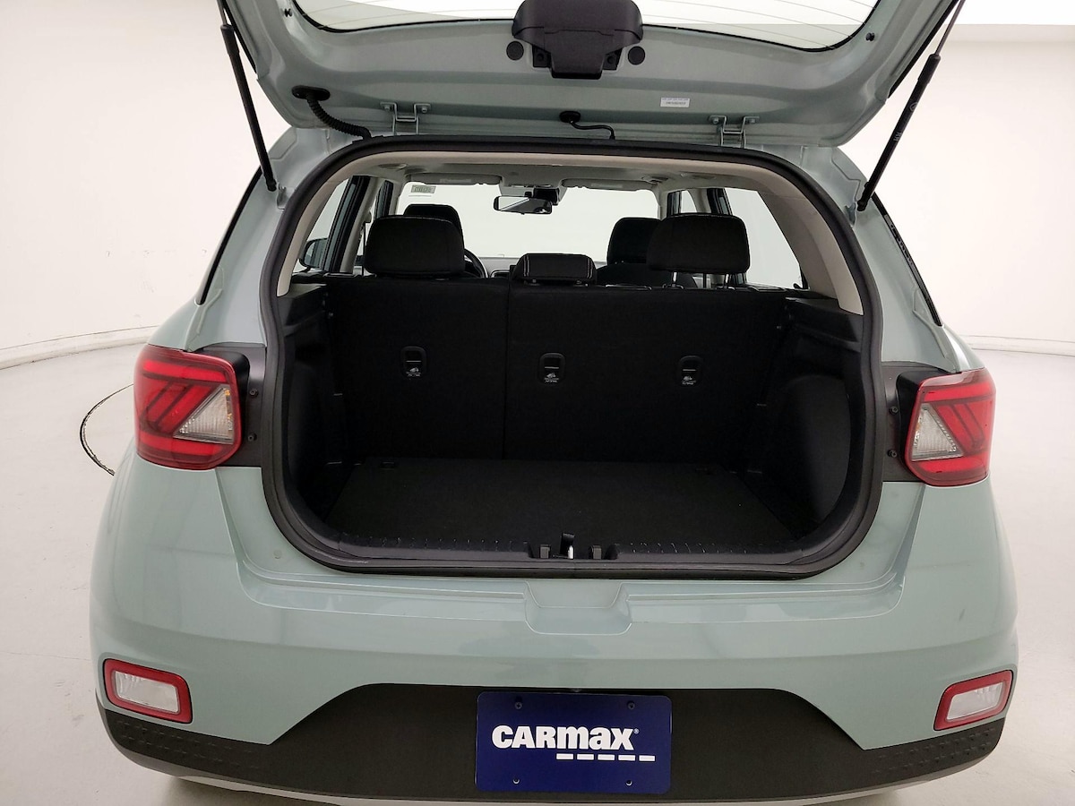 Trunk/Cargo (Seats Up)