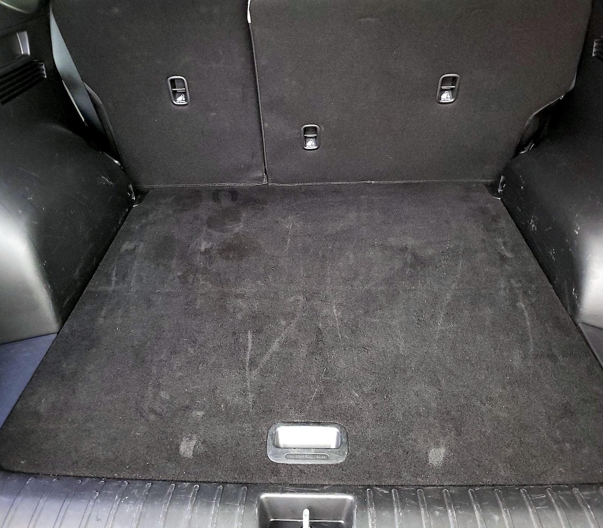 Trunk/Cargo (Seats Up)