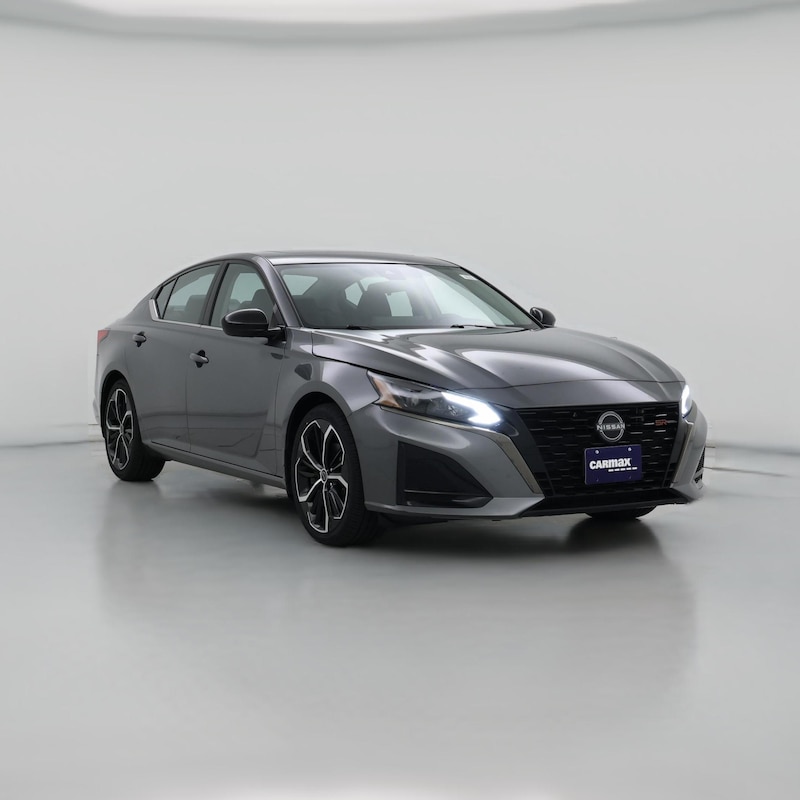 2023 Nissan Altima SR