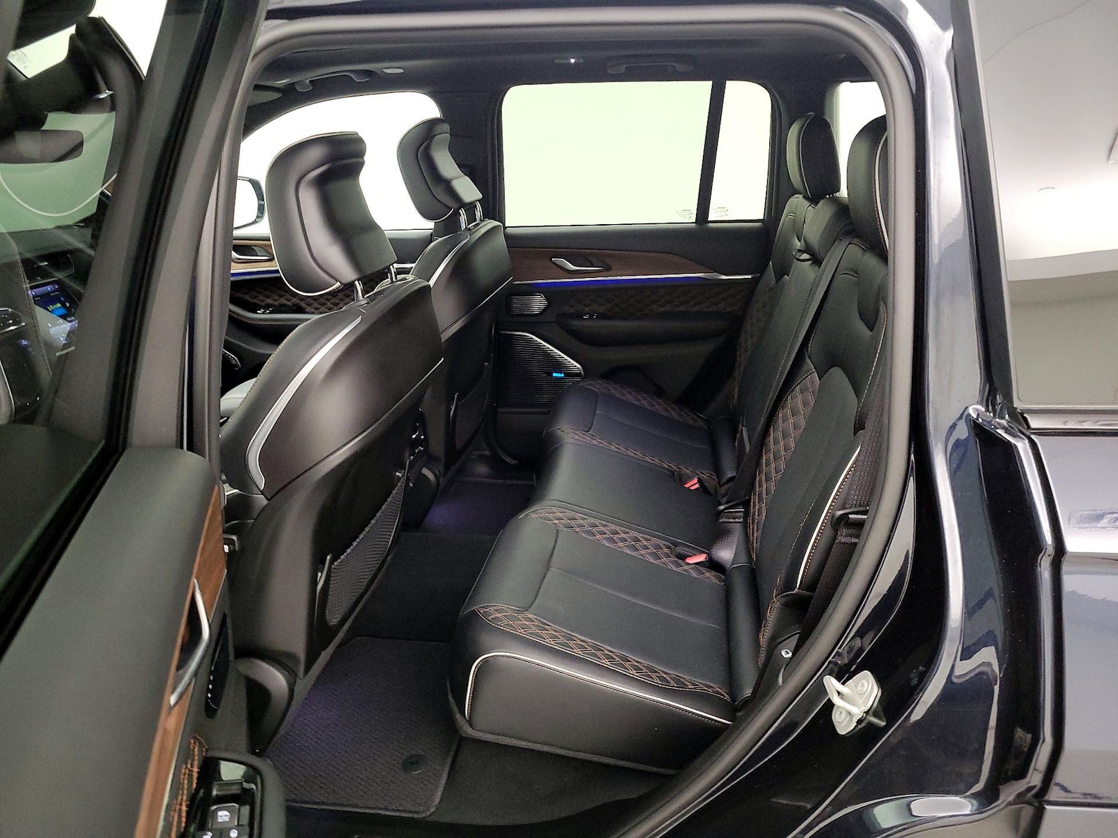 Rear Air Conditioning