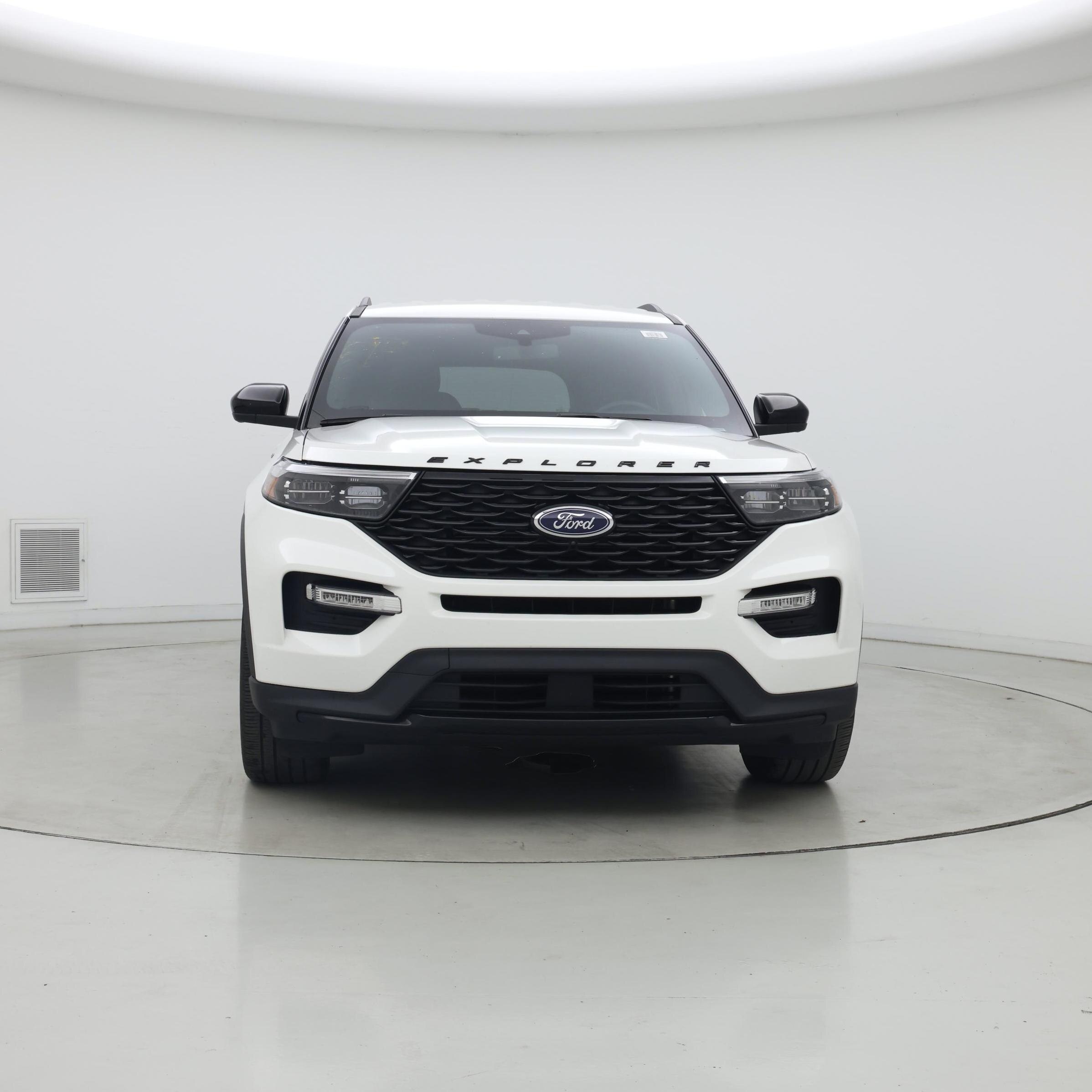 Thumbnail: 2023 Ford Explorer - 5