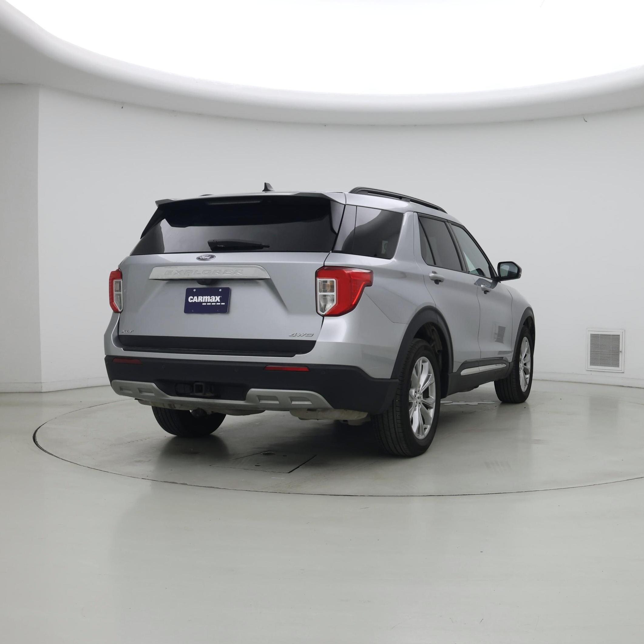 Thumbnail: 2024 Ford Explorer - 8