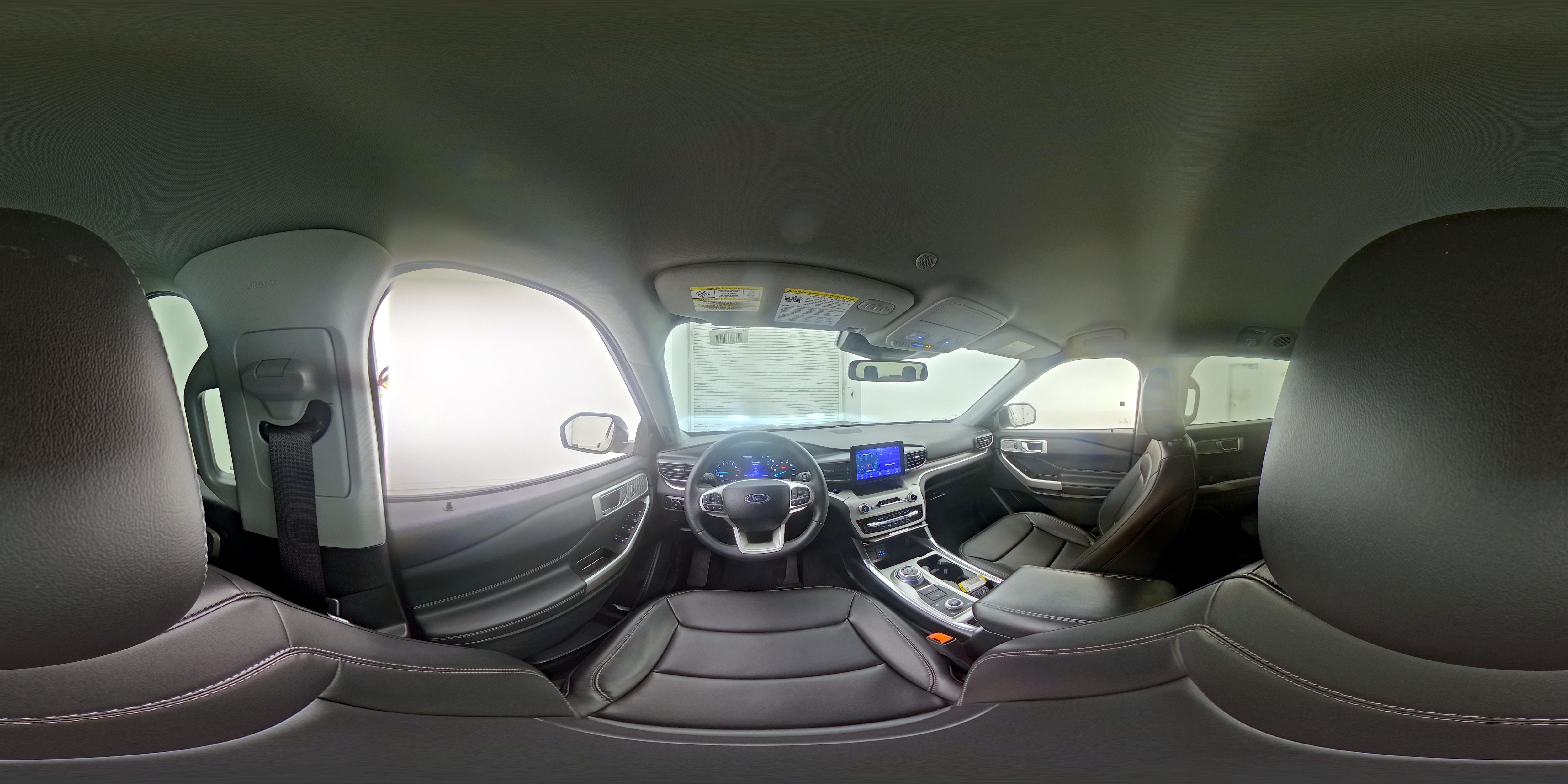 2024 Ford Explorer XLT - Photo 30