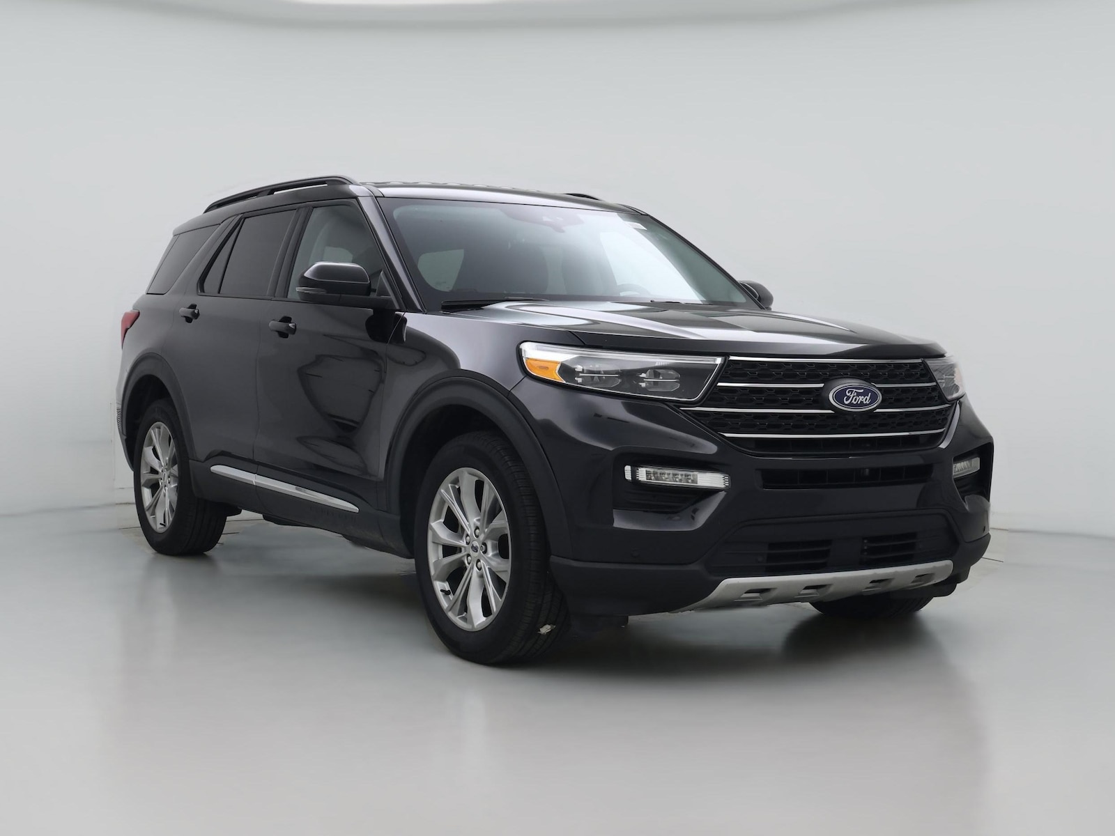 2024 Ford Explorer XLT - Photo 1