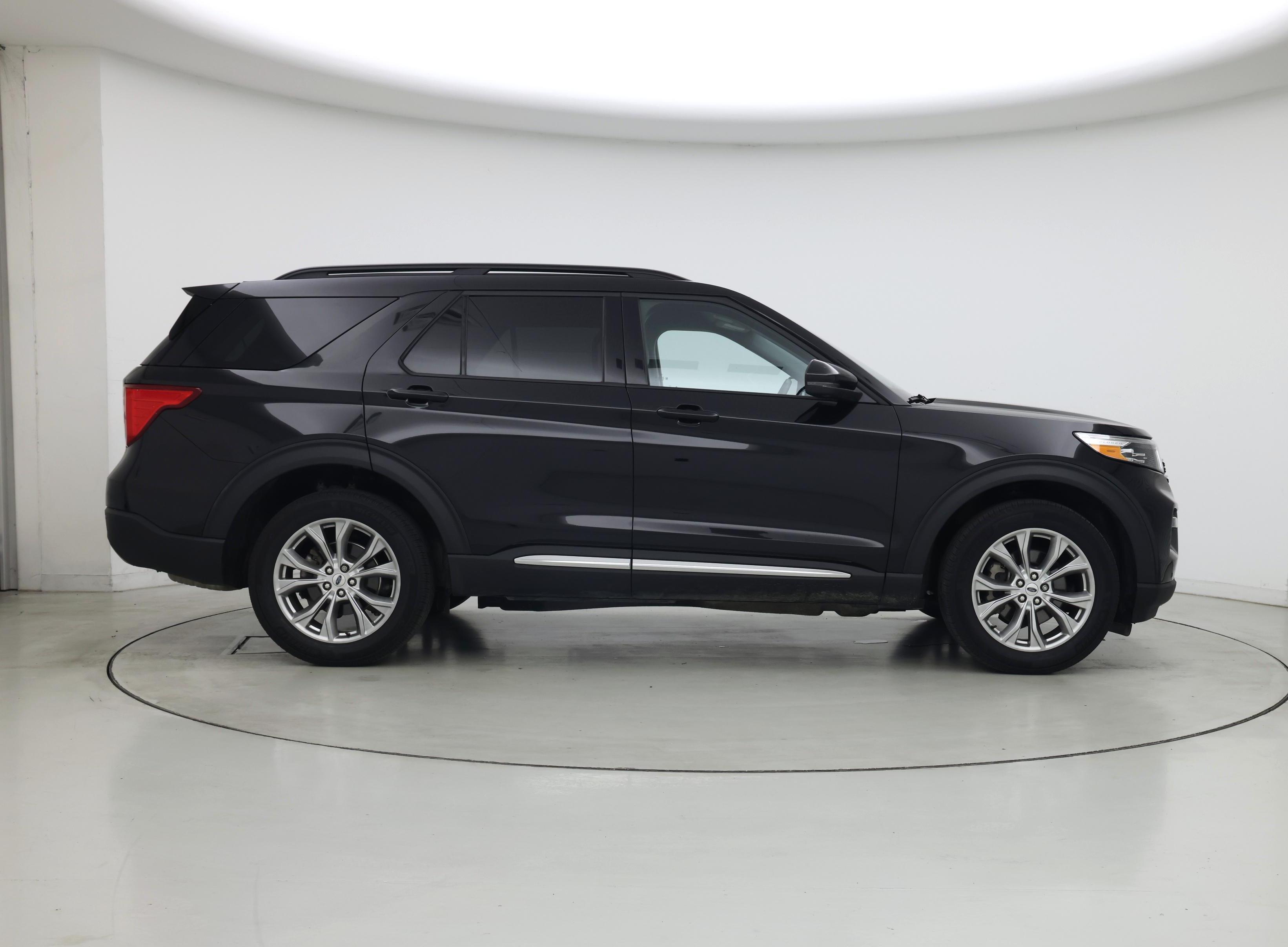 Thumbnail: 2024 Ford Explorer - 7