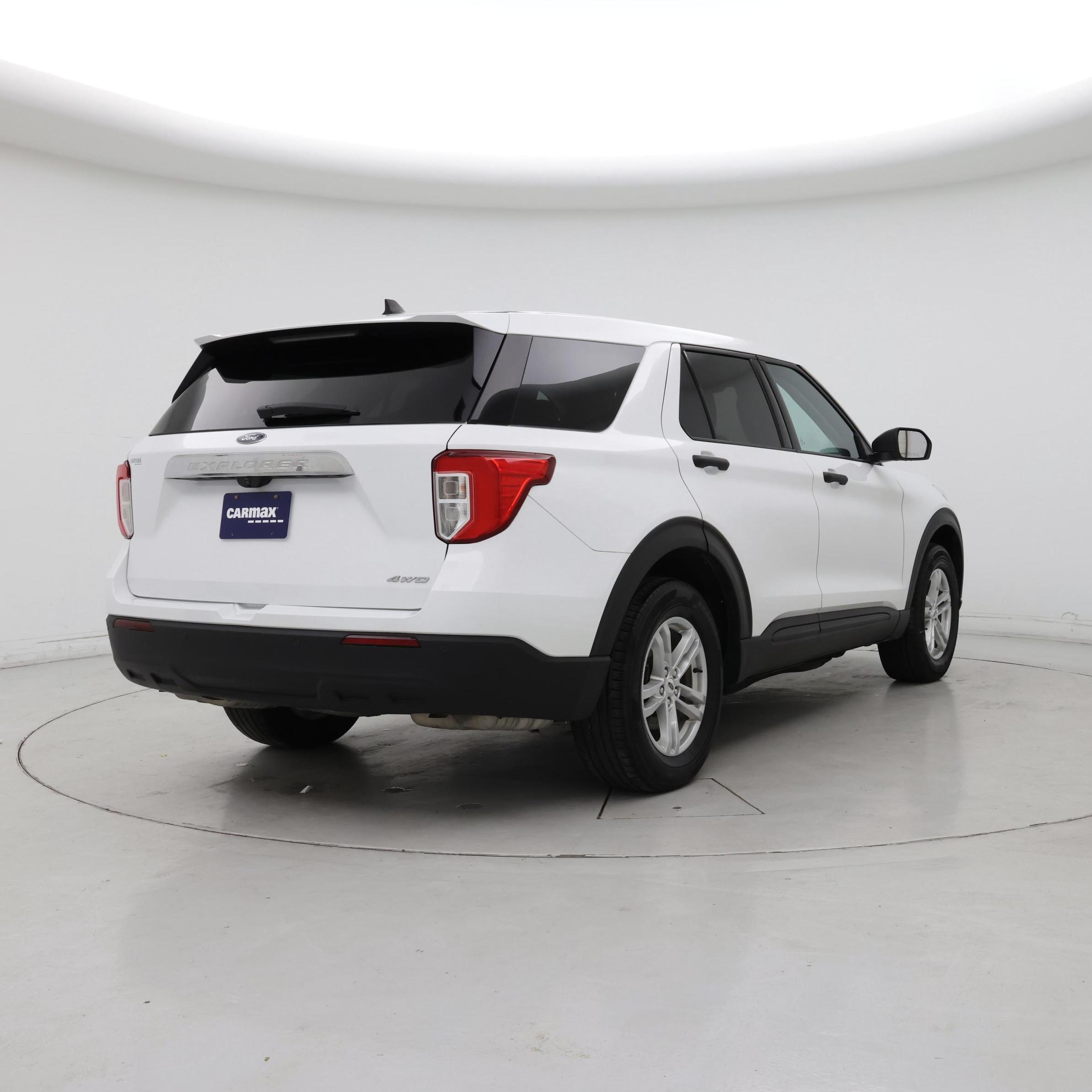 Thumbnail: 2022 Ford Explorer - 8