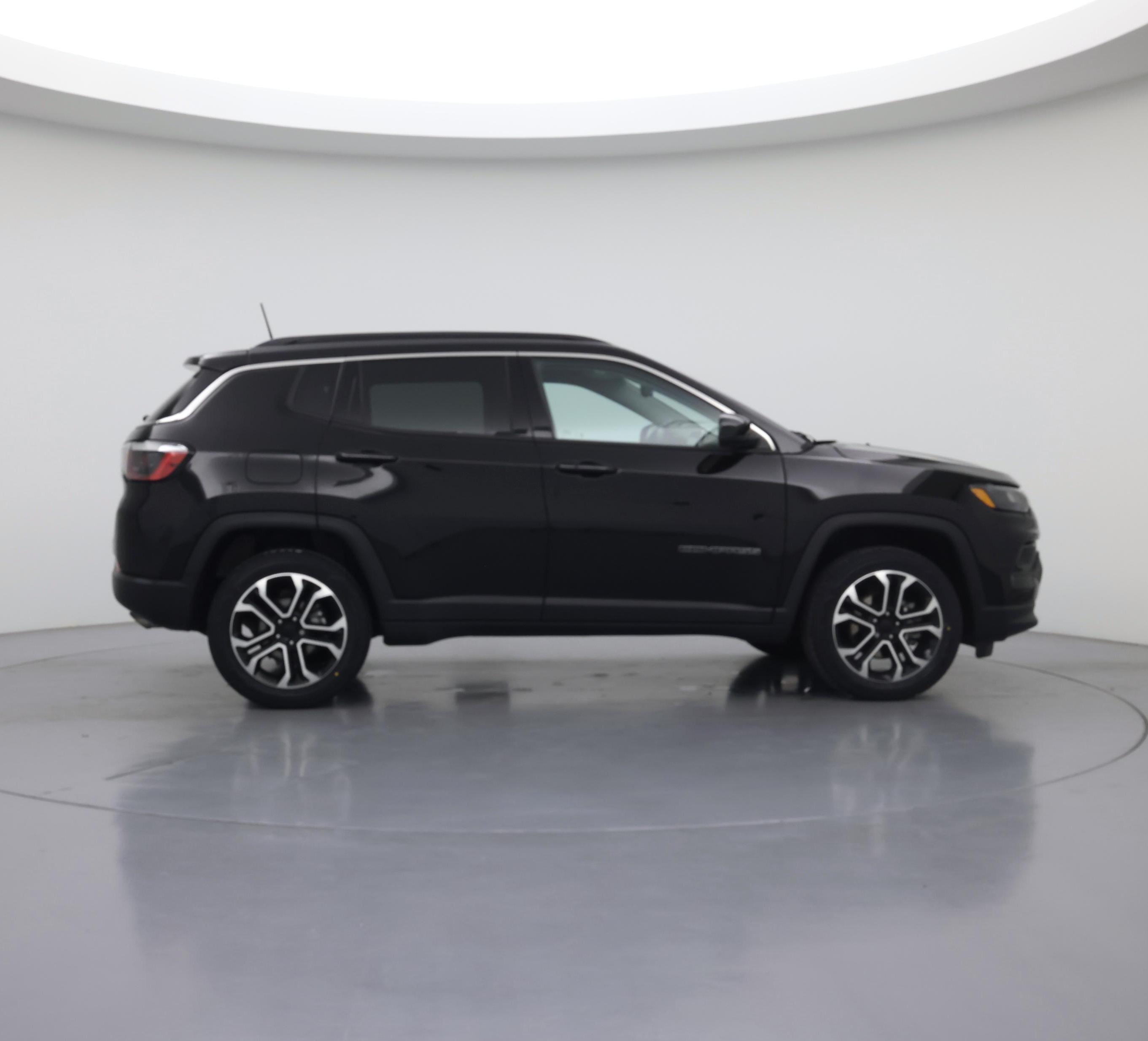 Thumbnail: 2022 Jeep Compass - 7