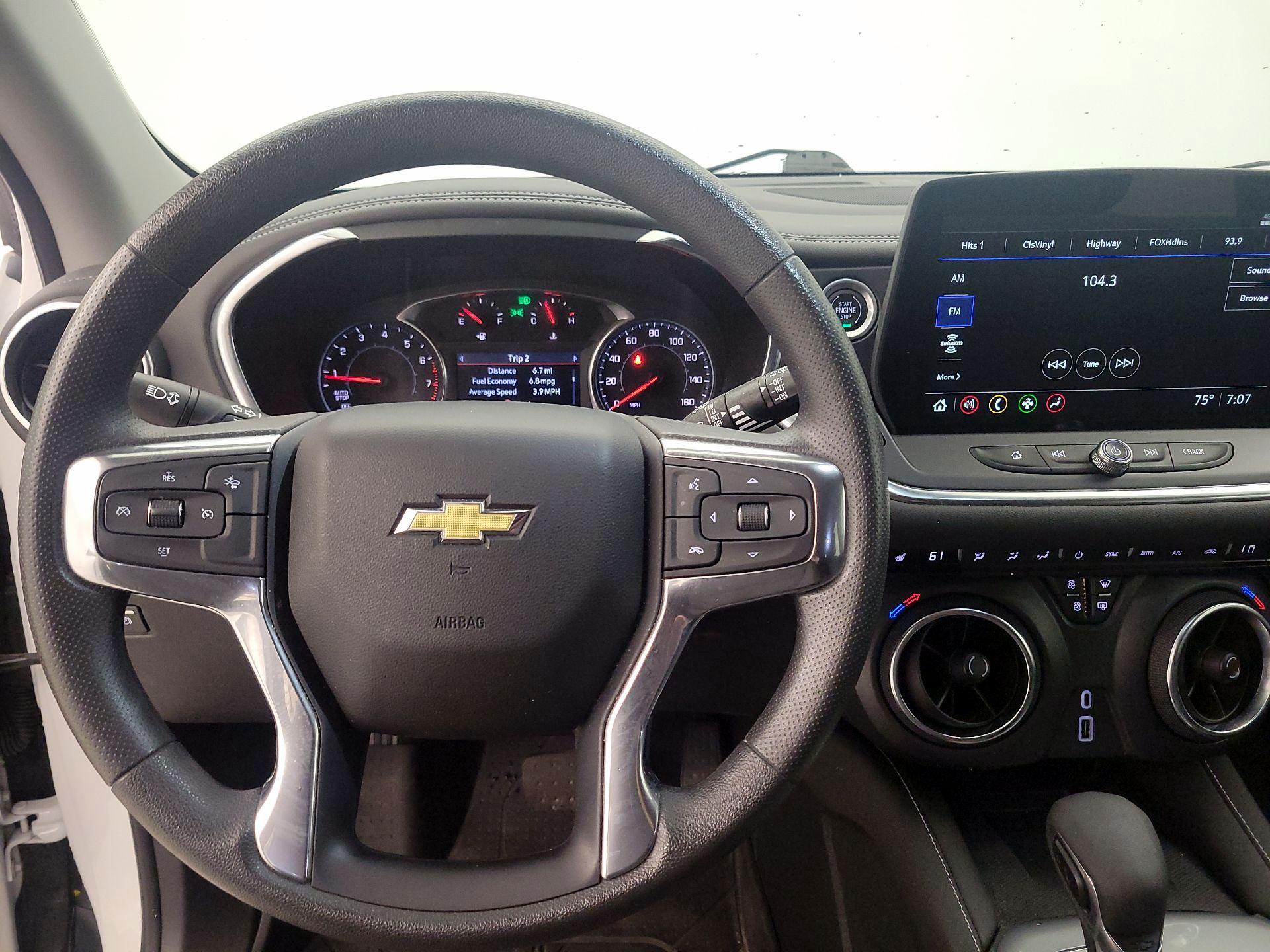 Thumbnail: 2023 Chevrolet Blazer - 10