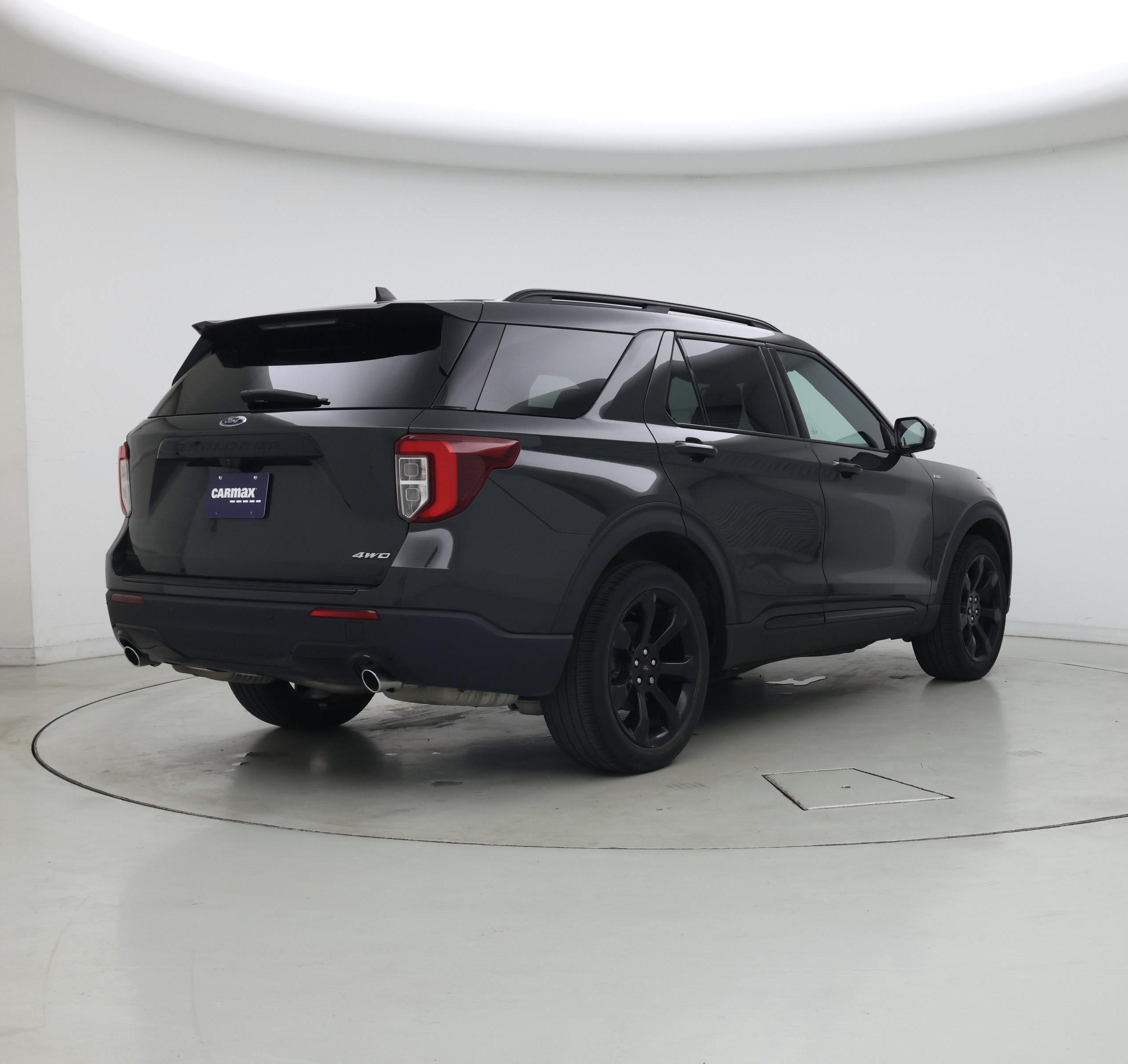 Thumbnail: 2023 Ford Explorer - 8