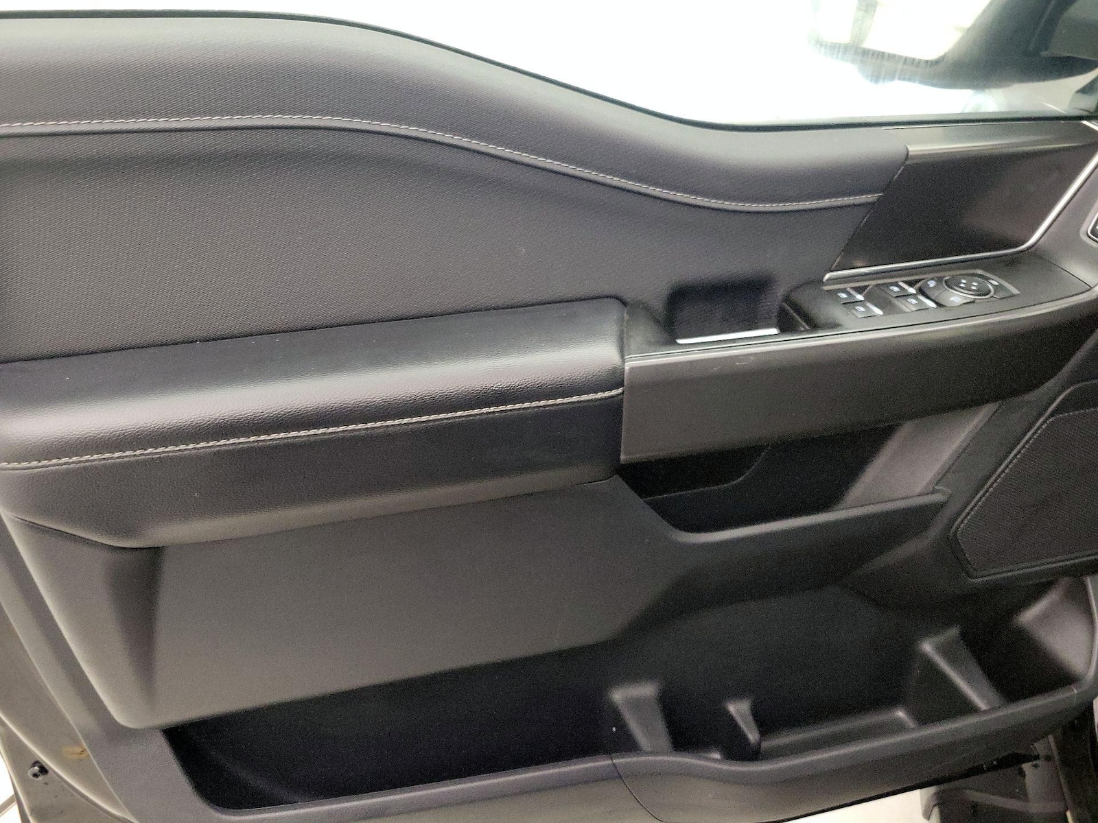 2024 Ford F-150 XLT - Photo 13