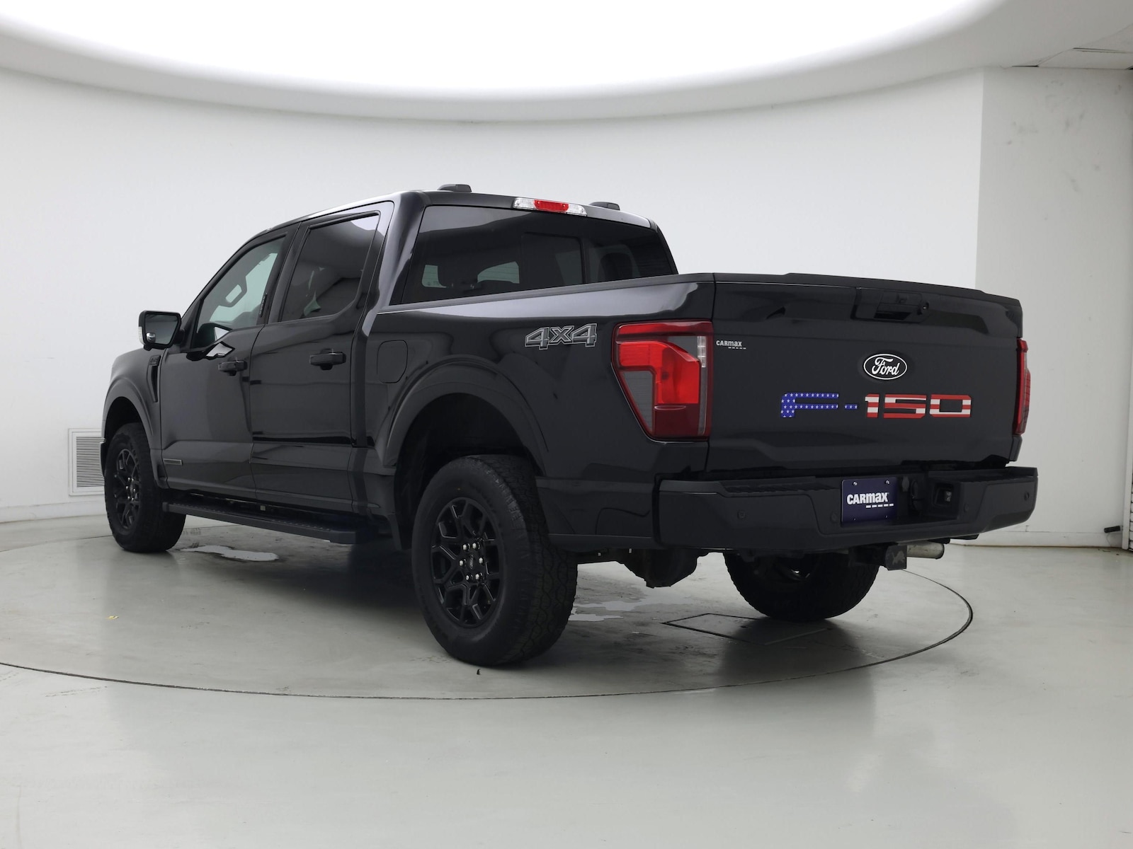 2024 Ford F-150 XLT - Photo 3