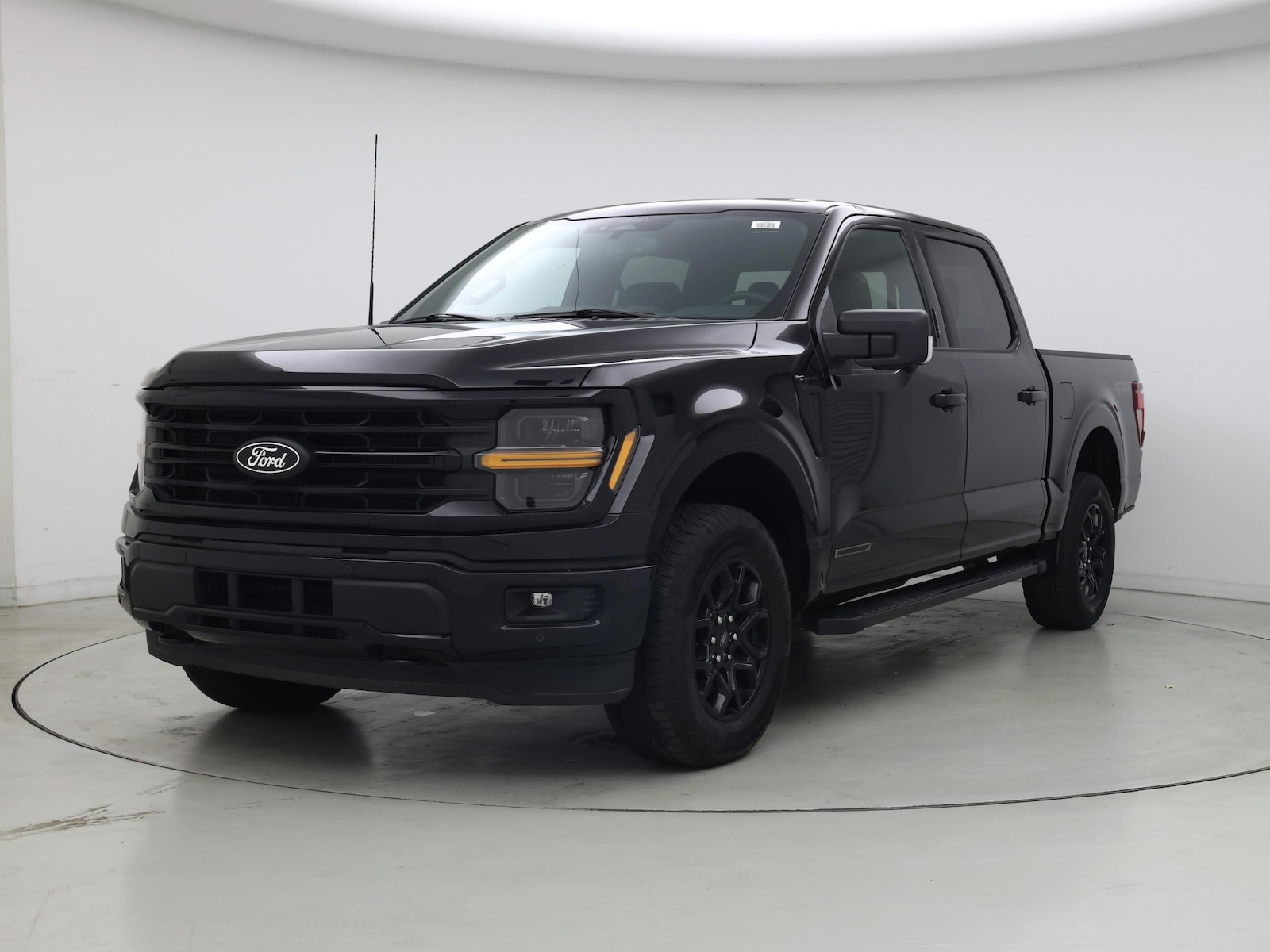 2024 Ford F-150 XLT - Photo 5