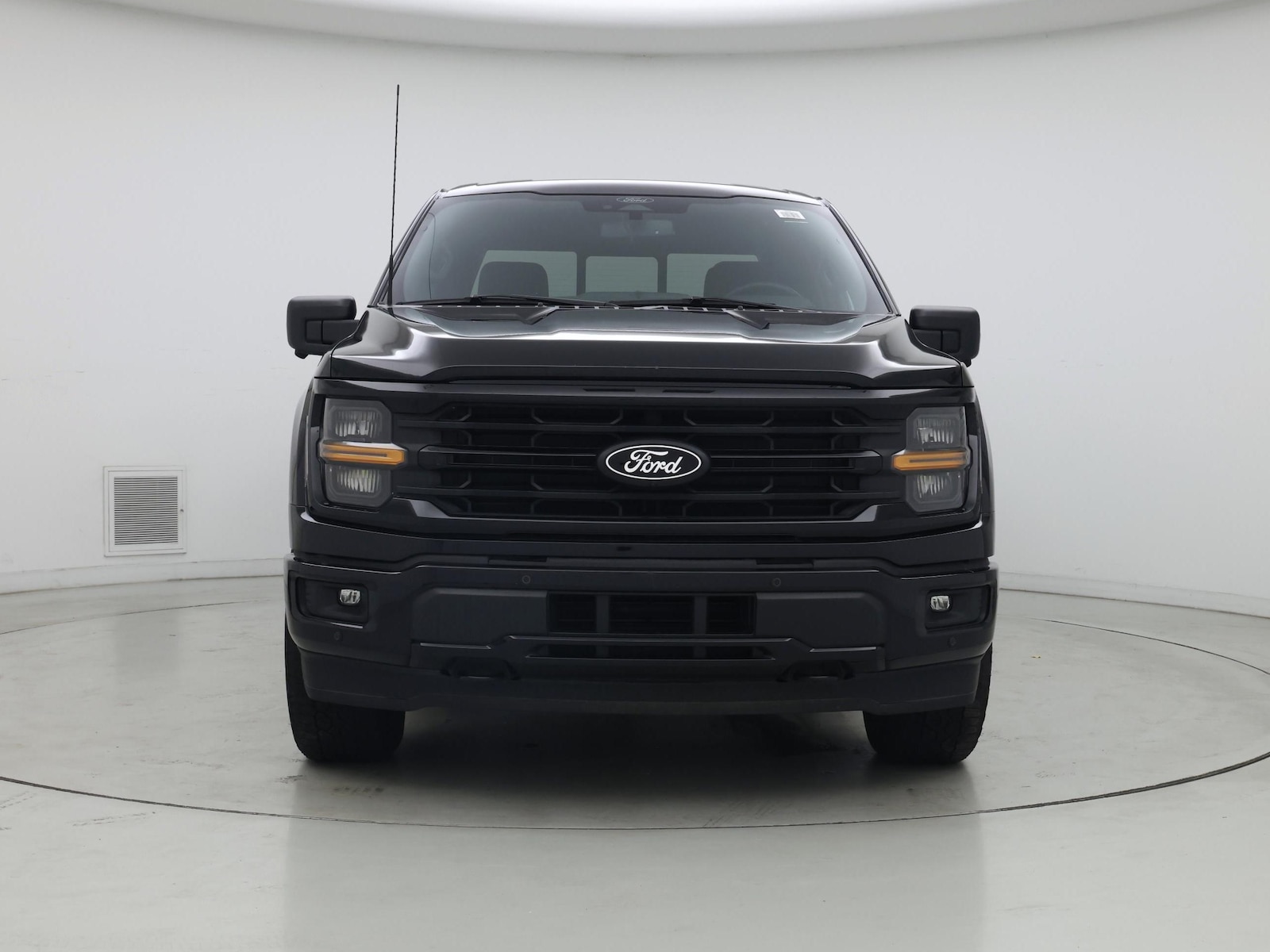 2024 Ford F-150 XLT - Photo 6