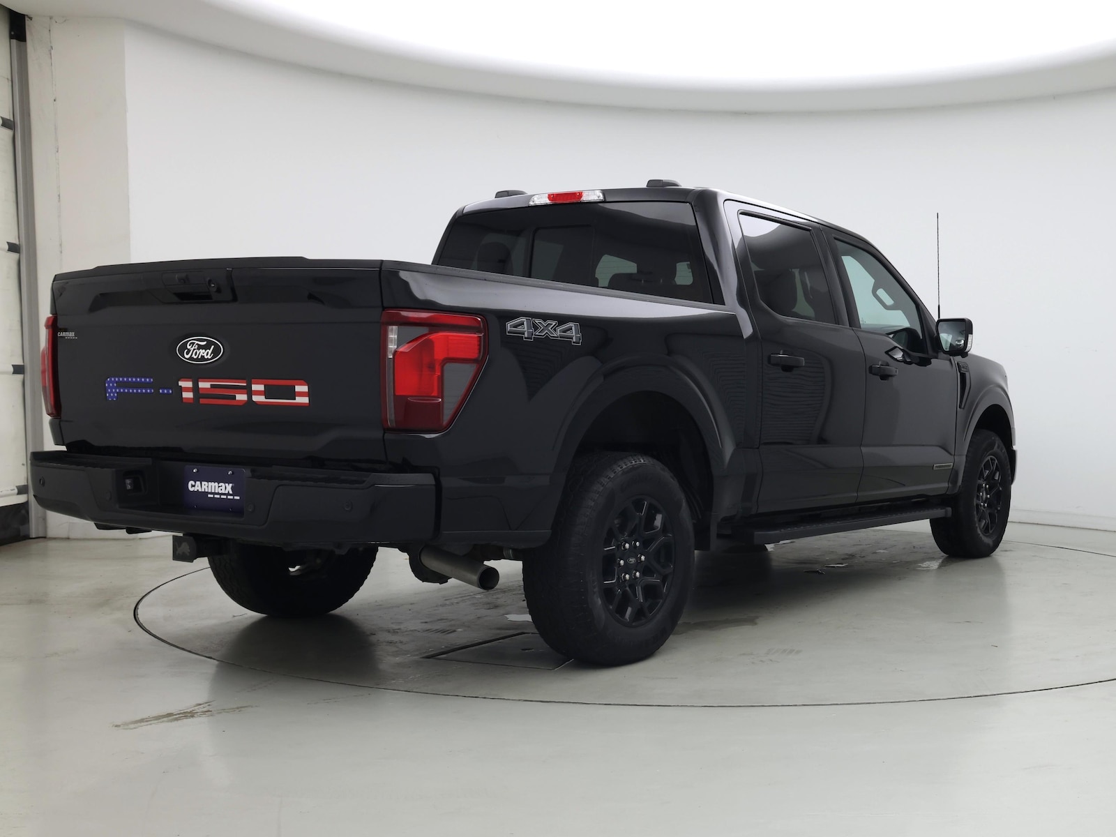 2024 Ford F-150 XLT - Photo 9