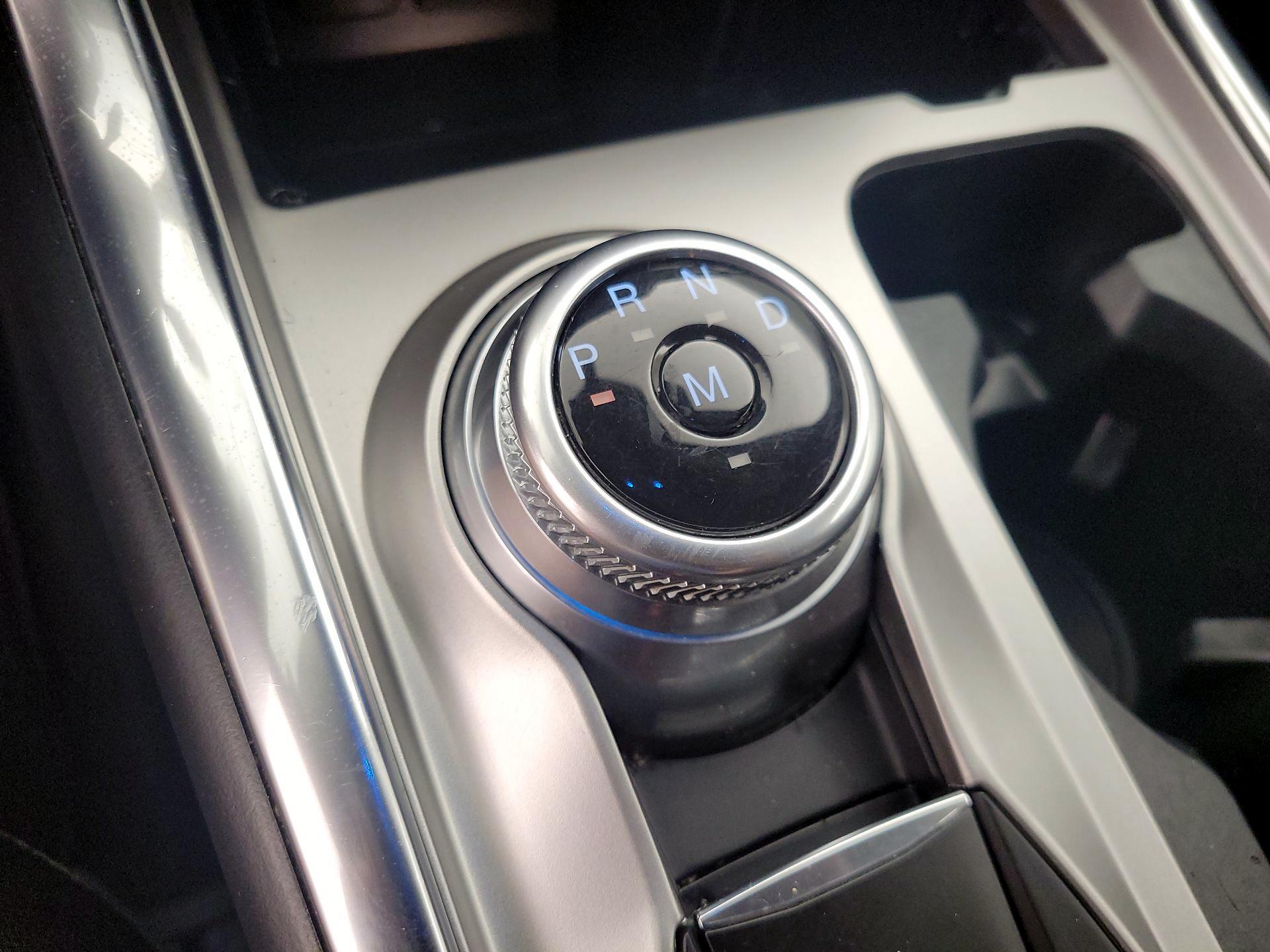 Thumbnail: 2020 Ford Explorer - 17