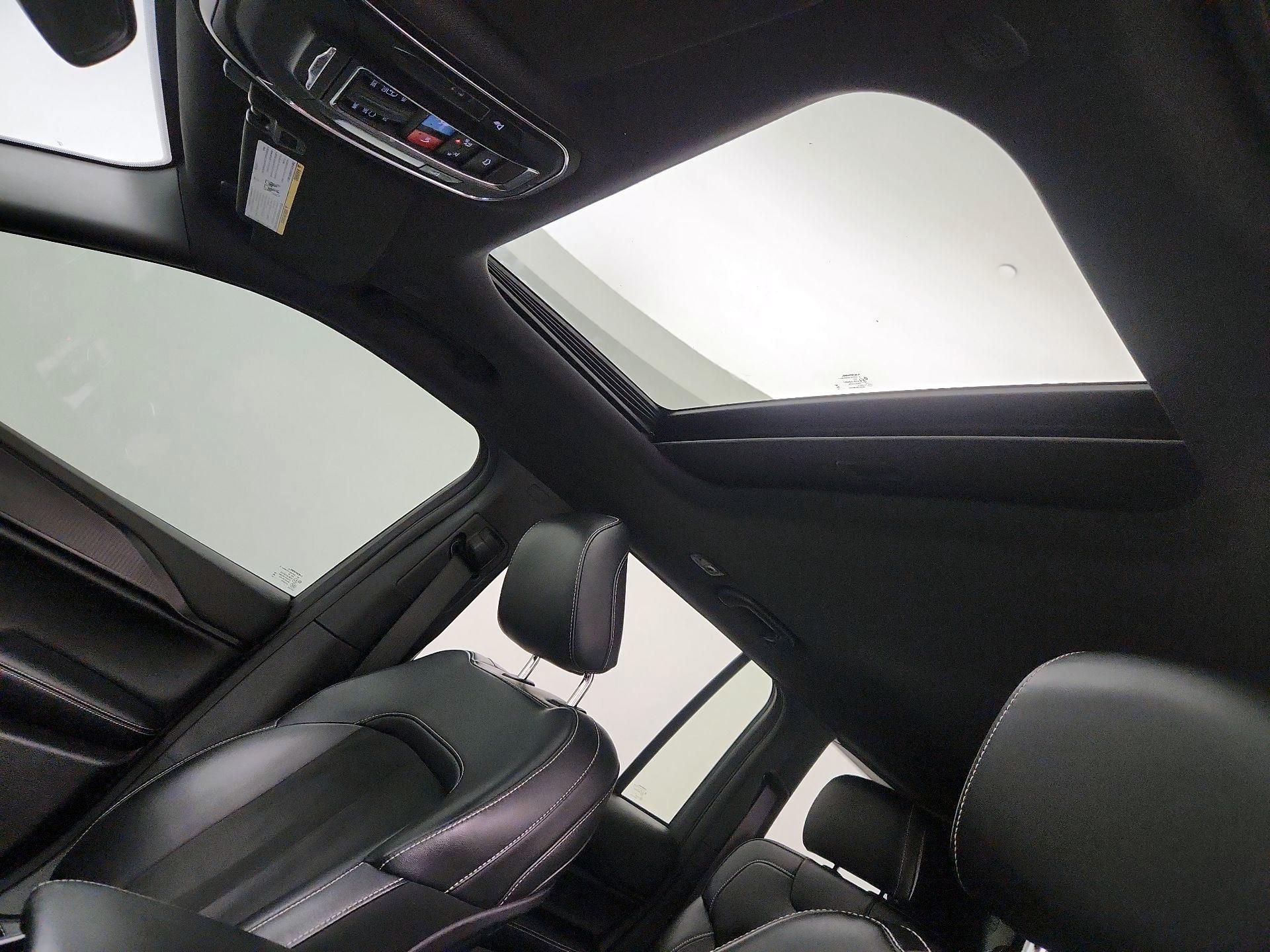 Thumbnail: 2024 Jeep Grand Cherokee - 19