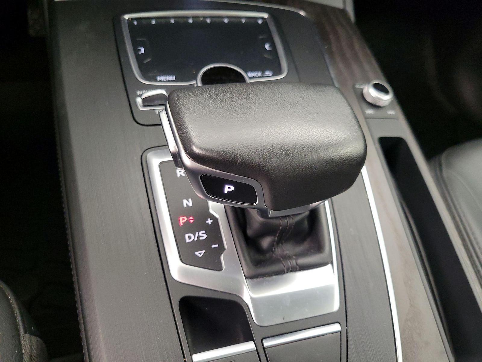 2020 Audi Q5 Premium Plus - Photo 18